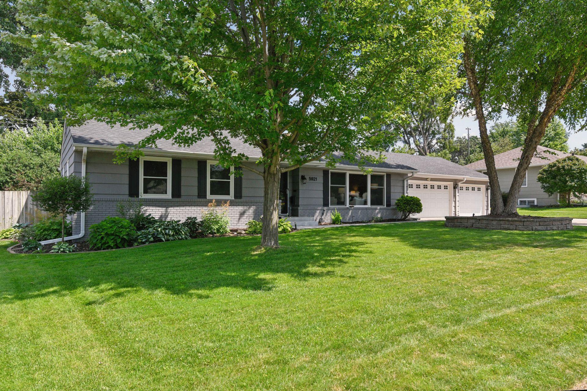 5921 Grimes Avenue S