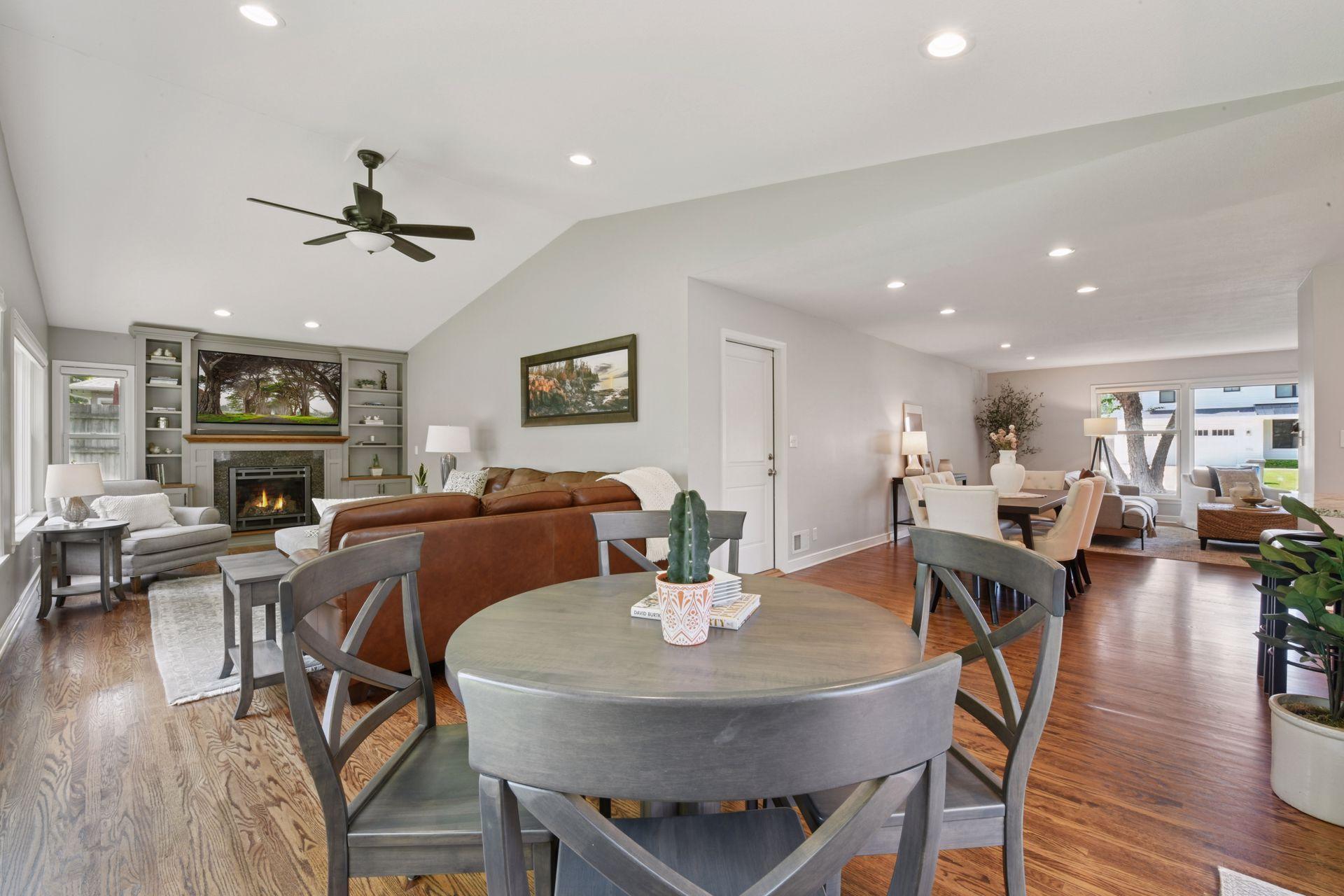 5921 Grimes Avenue S