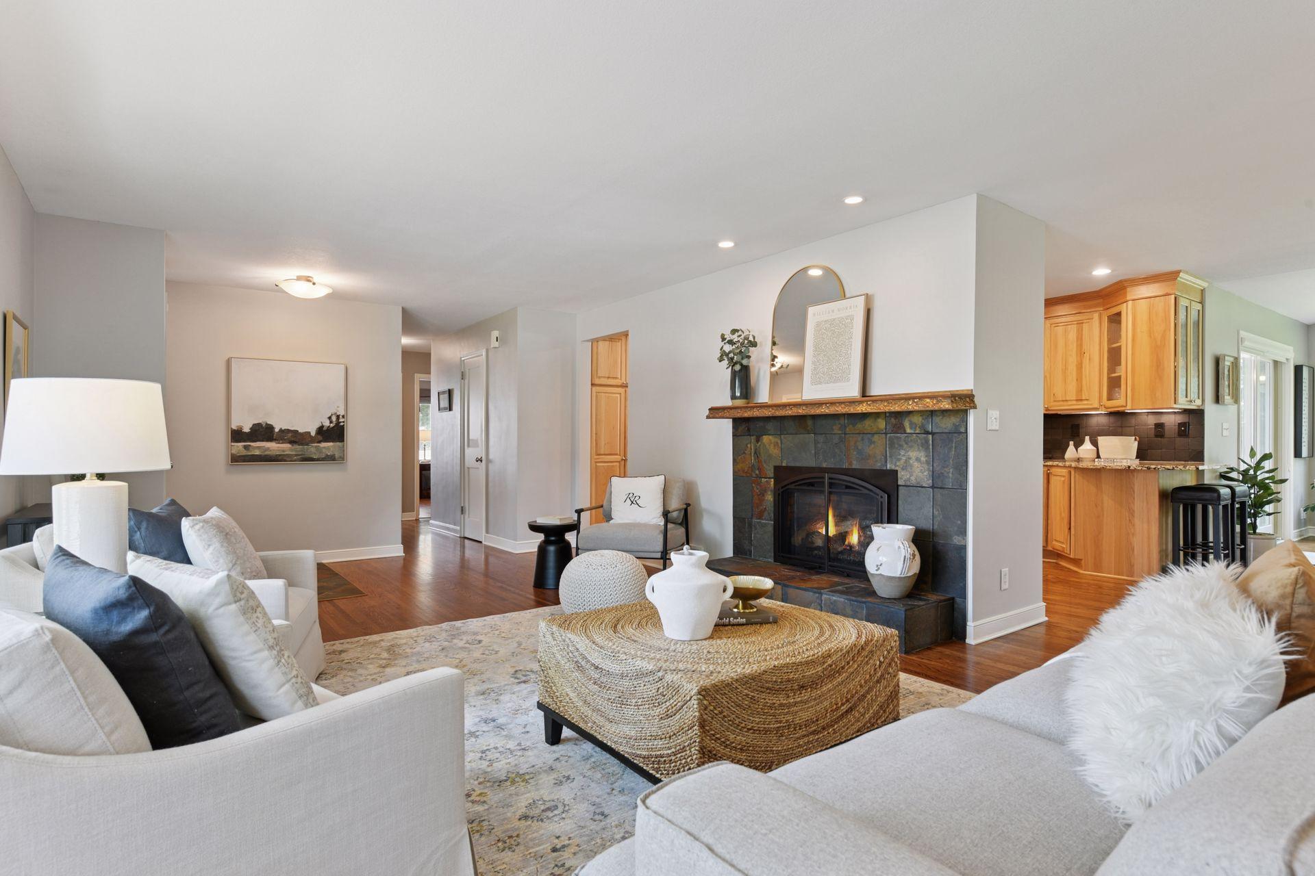 5921 Grimes Avenue S