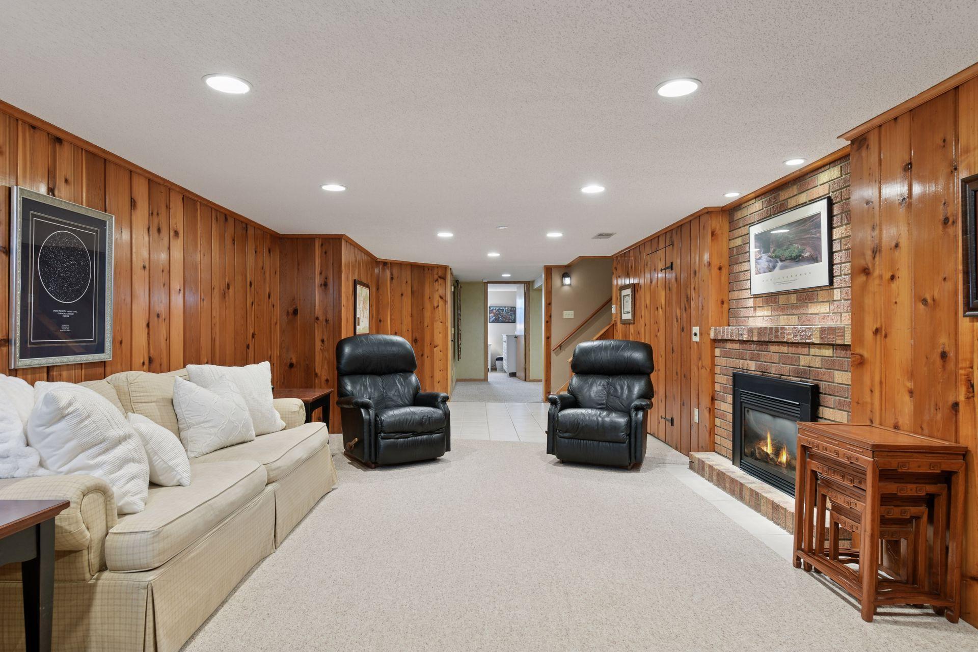 5921 Grimes Avenue S