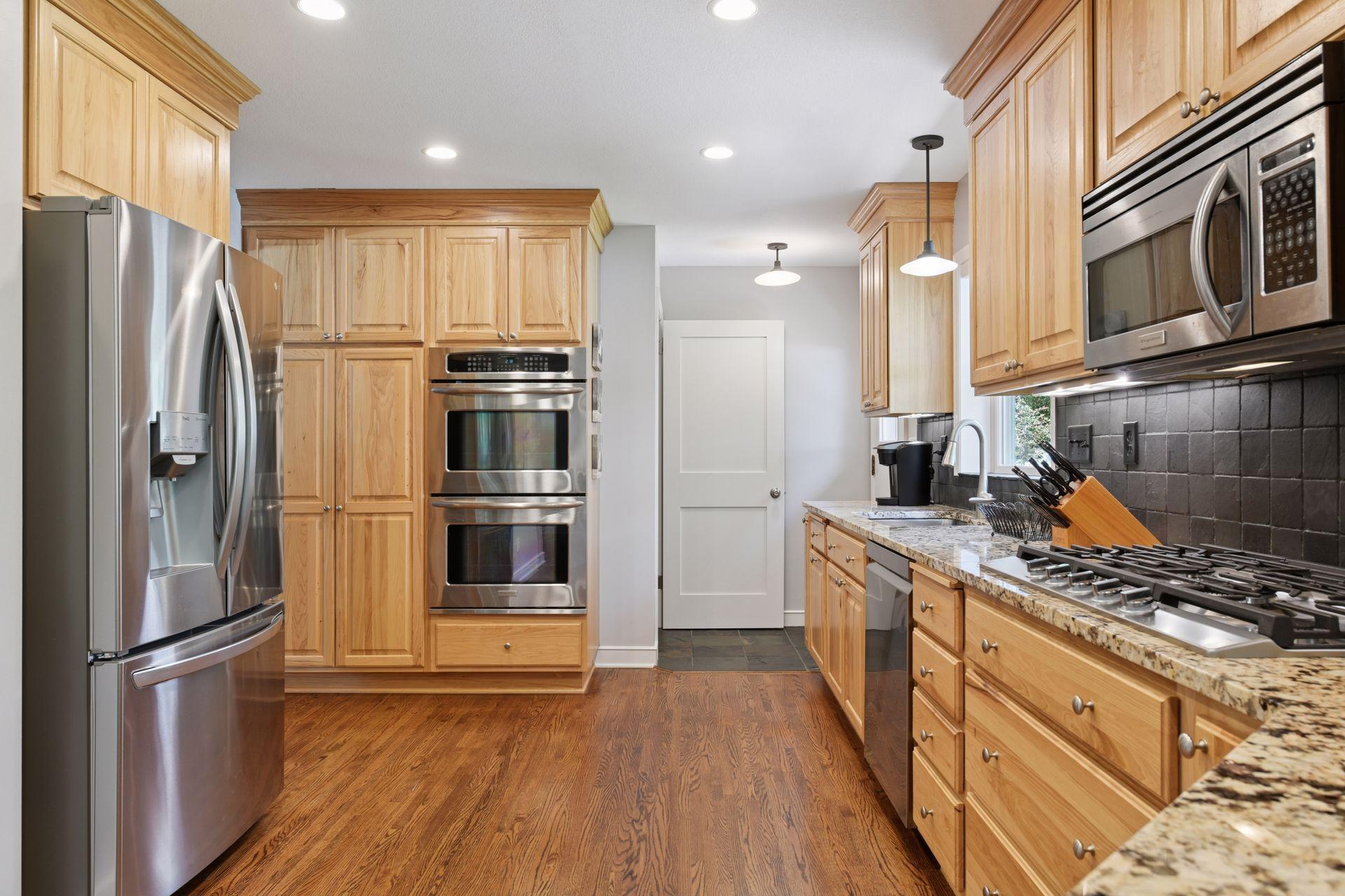 5921 Grimes Avenue S