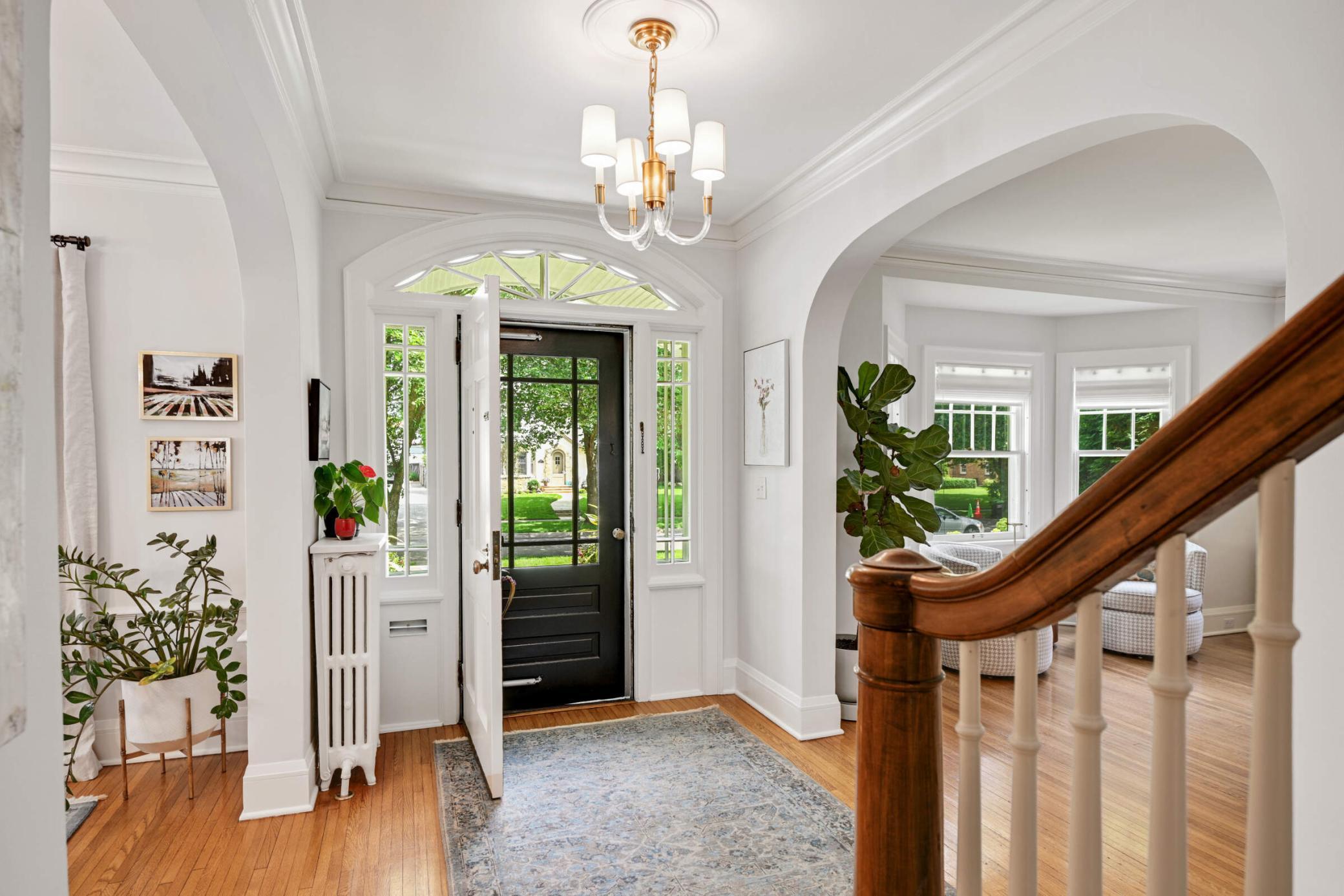 4512 Wooddale Avenue