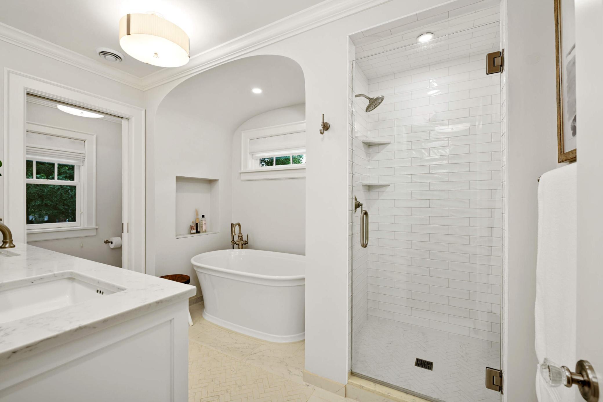 4512 Wooddale Avenue