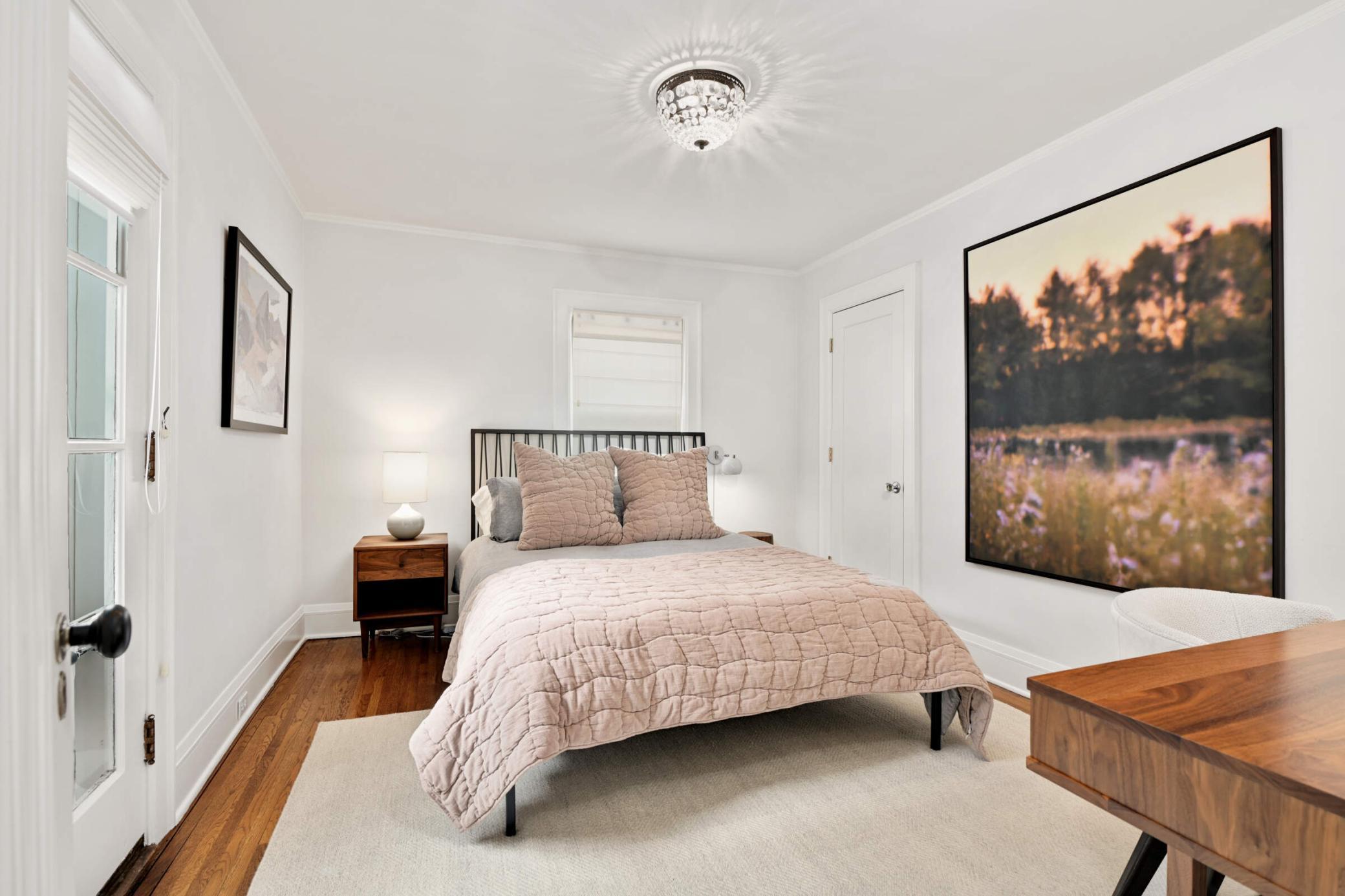 4512 Wooddale Avenue