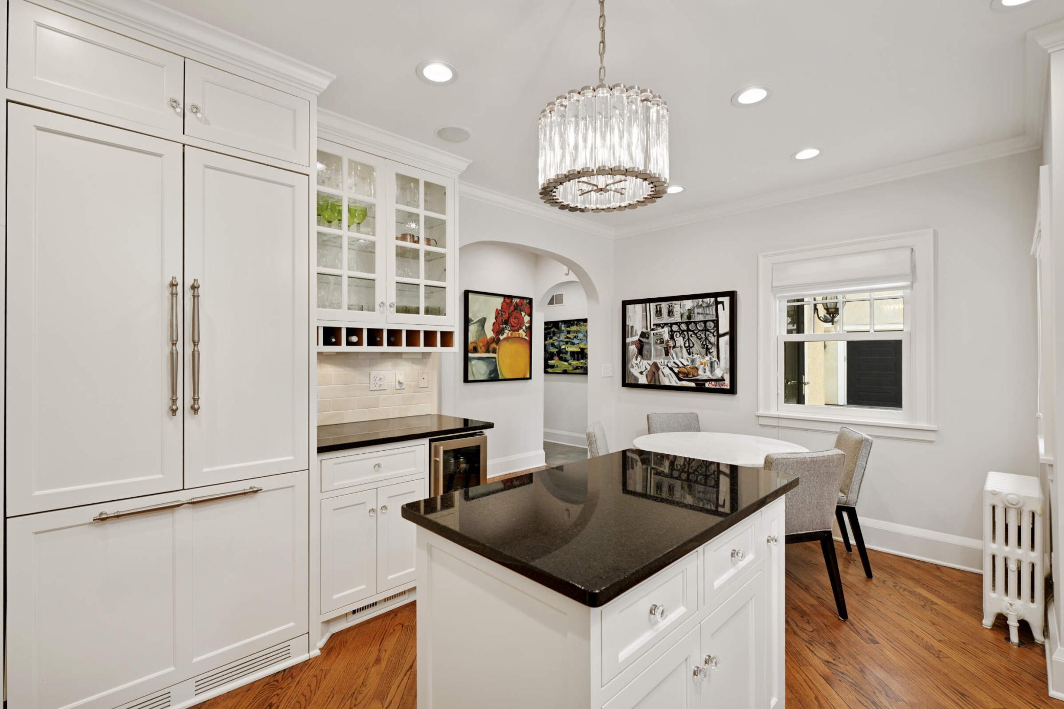 4512 Wooddale Avenue