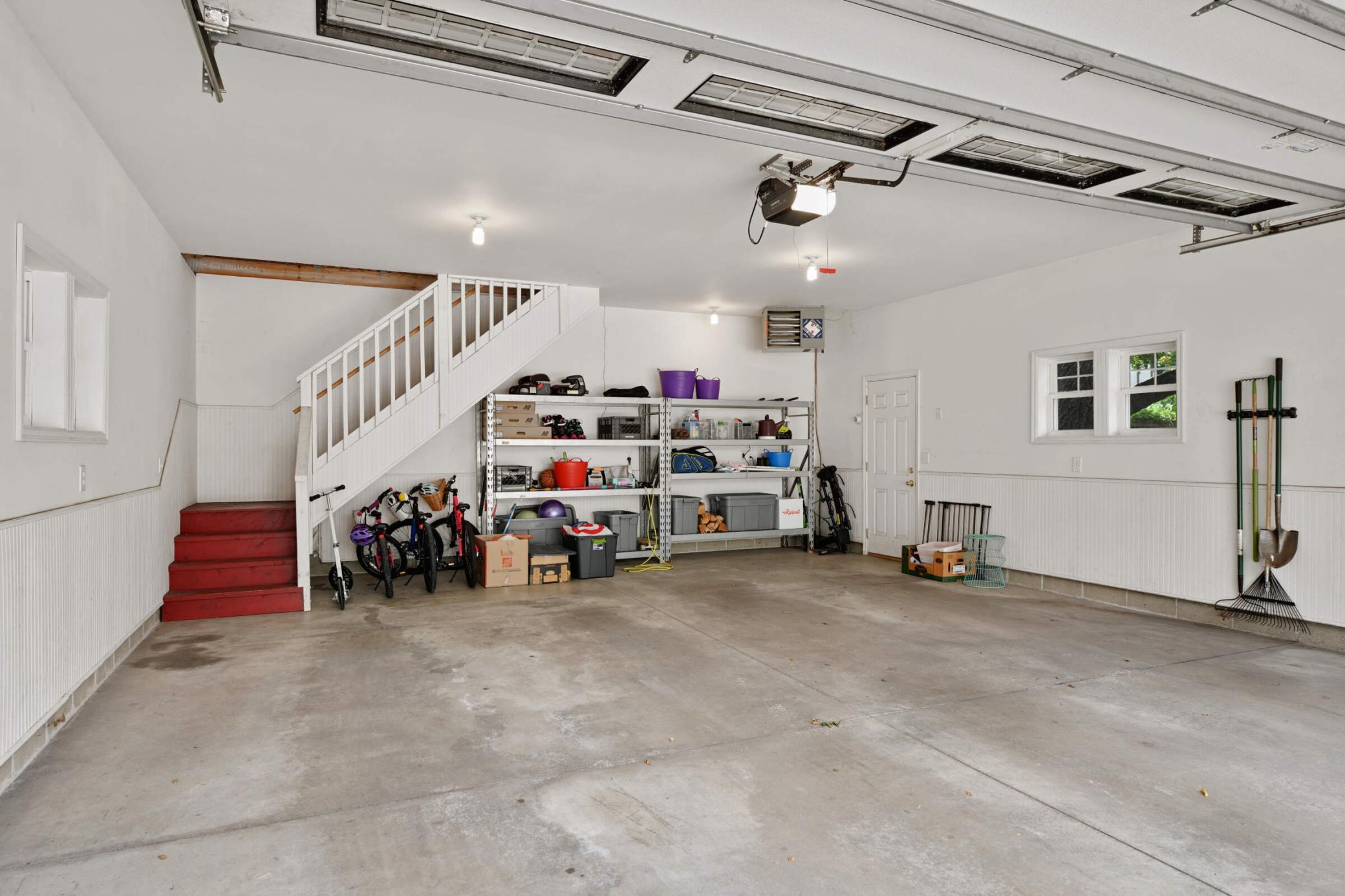 4512 Wooddale Avenue