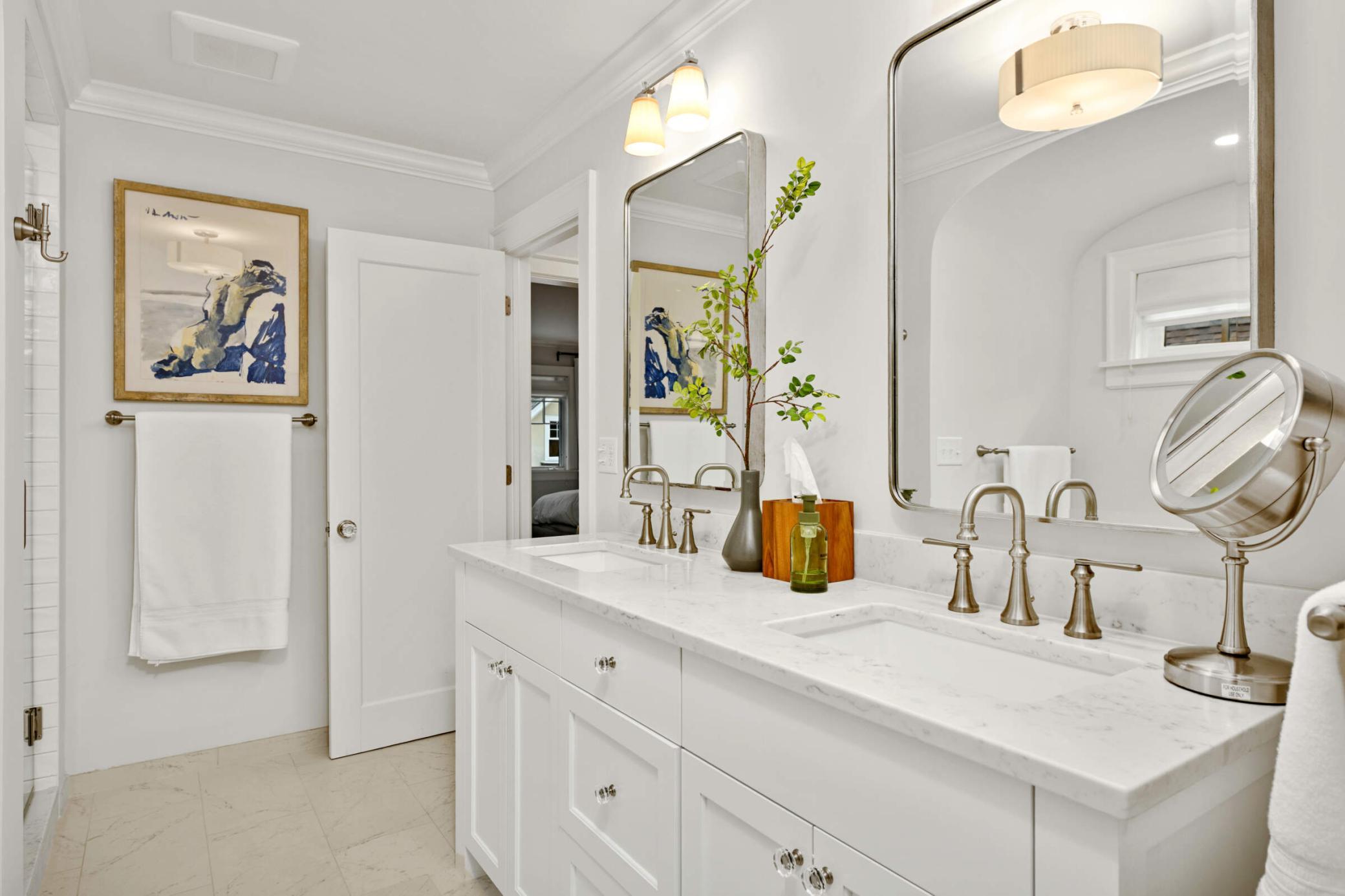 4512 Wooddale Avenue