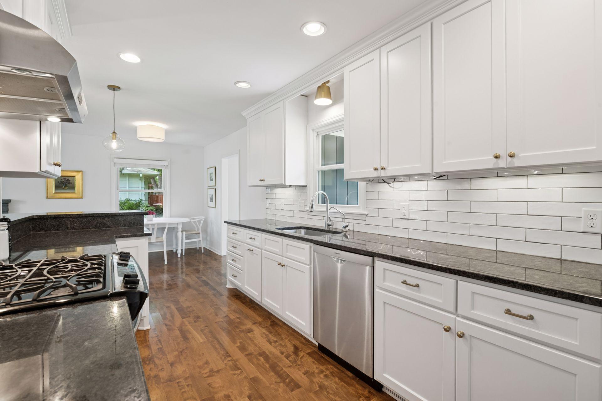4412 W 70th Street