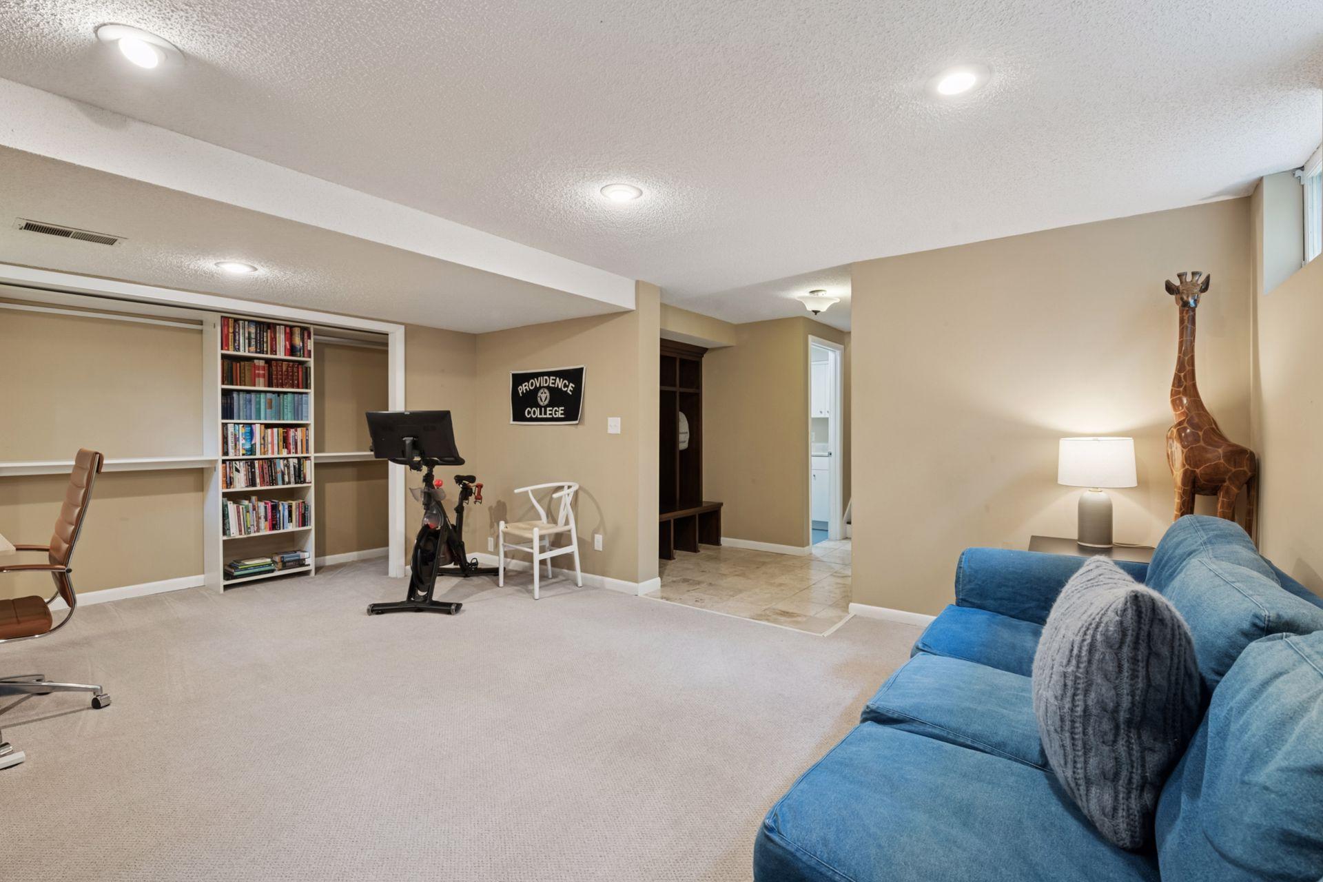 4412 W 70th Street