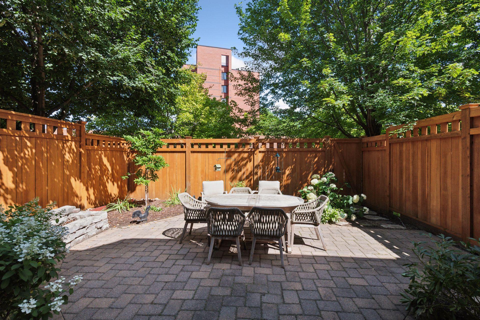 311 Coventry Lane