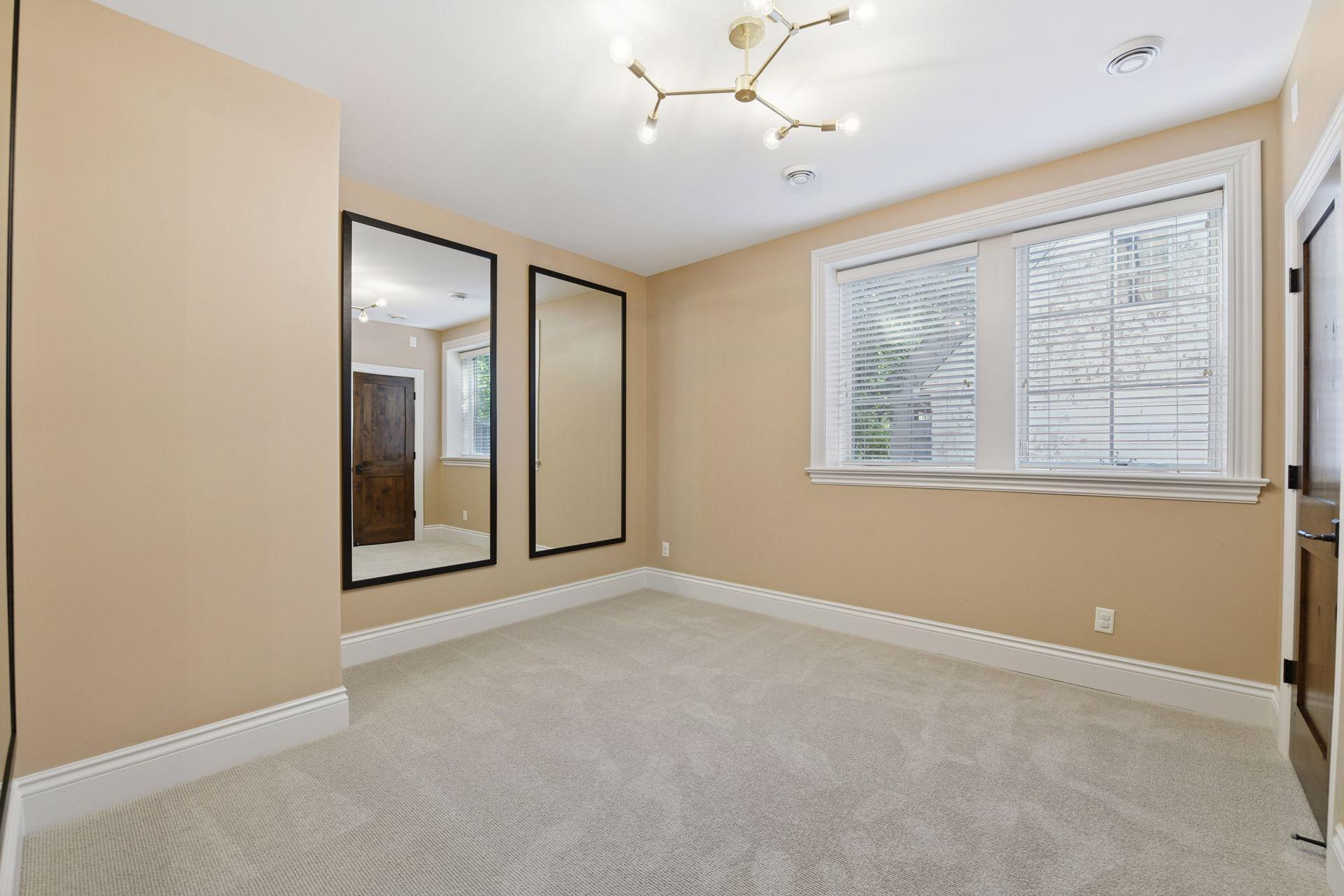 132 Interlachen Road