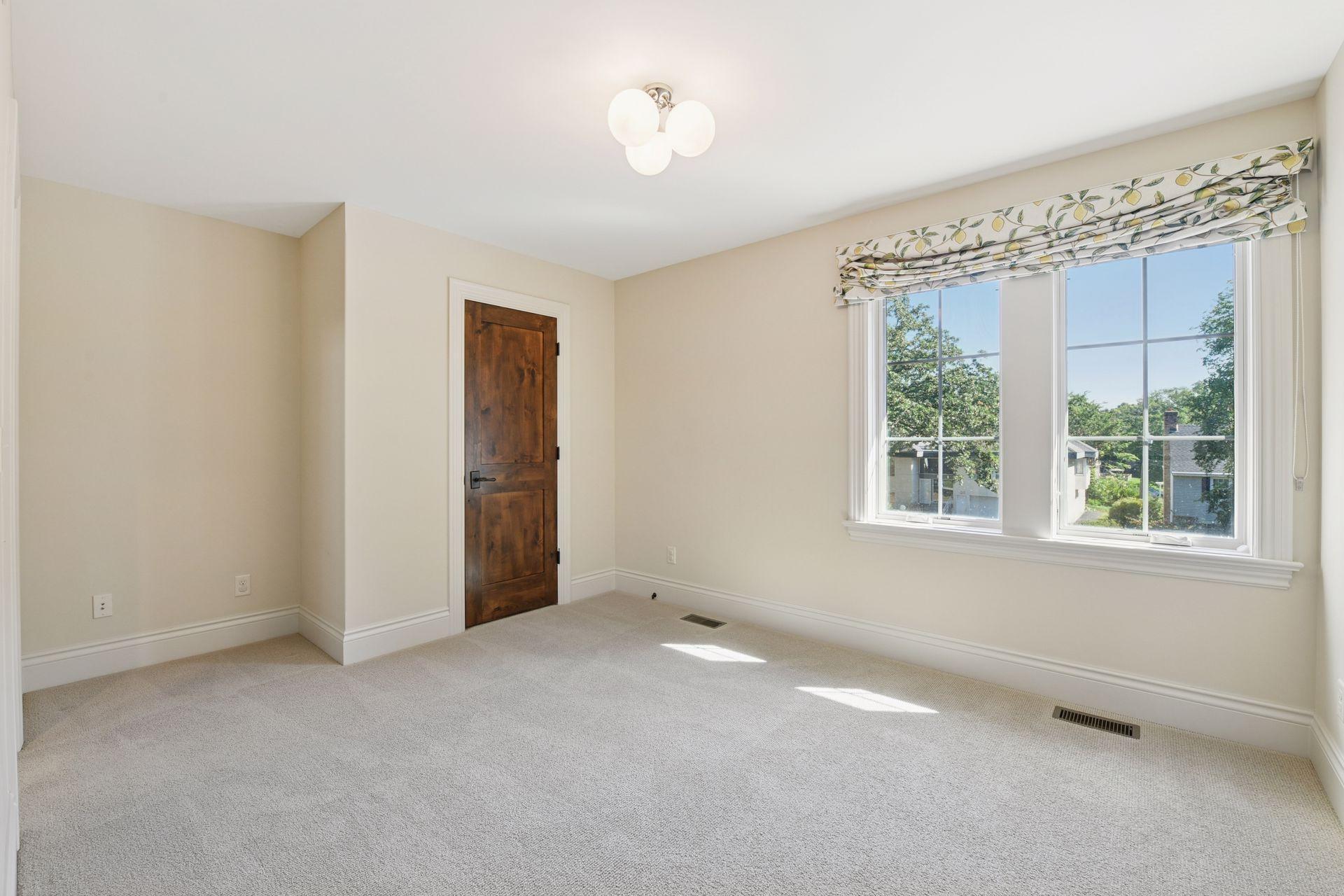 132 Interlachen Road