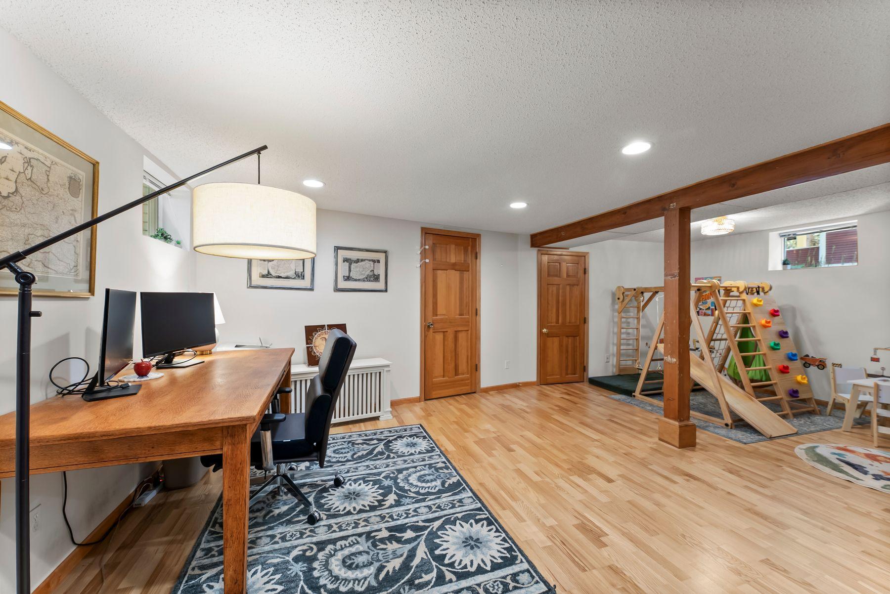 4210 W 44th Street