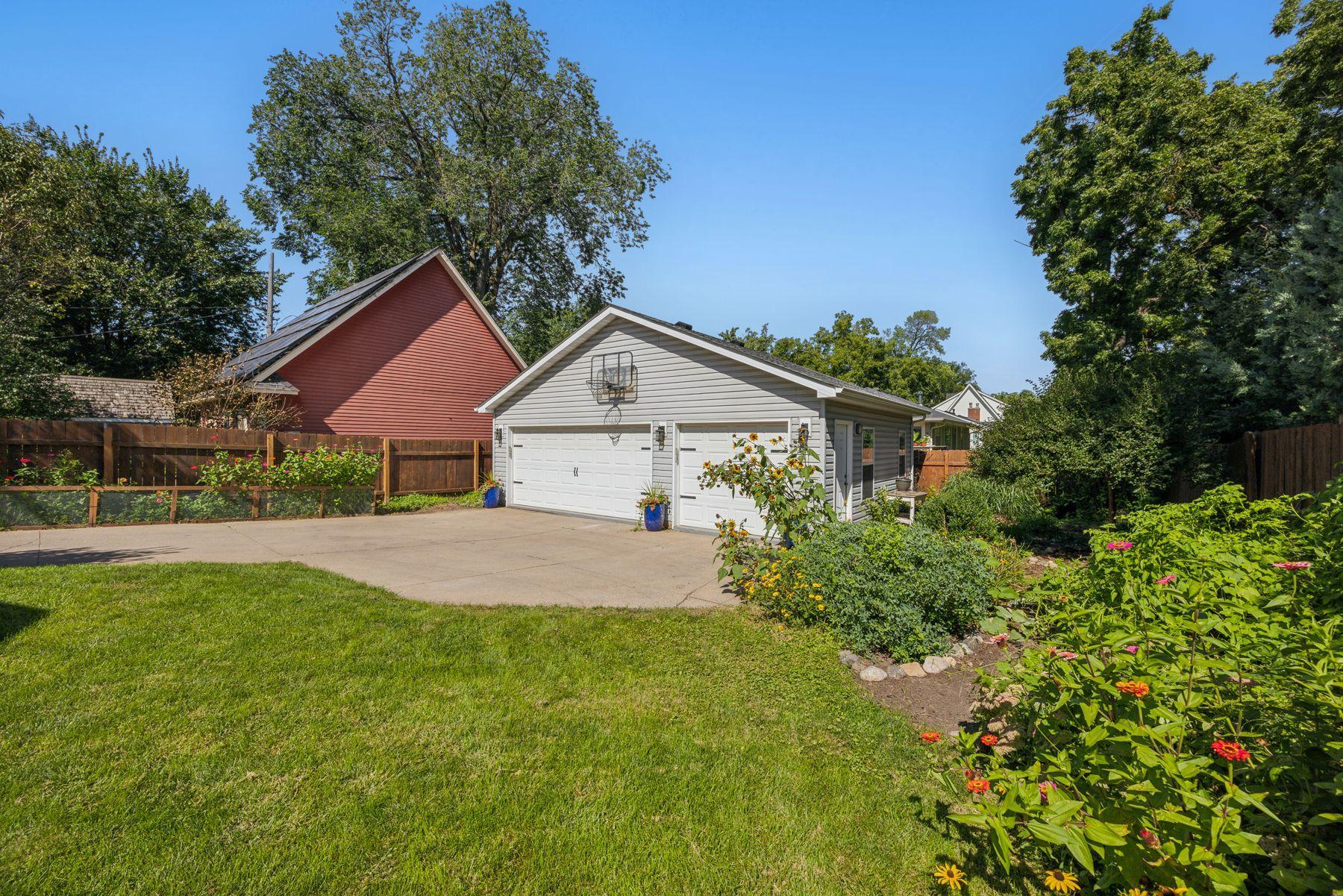 4210 W 44th Street