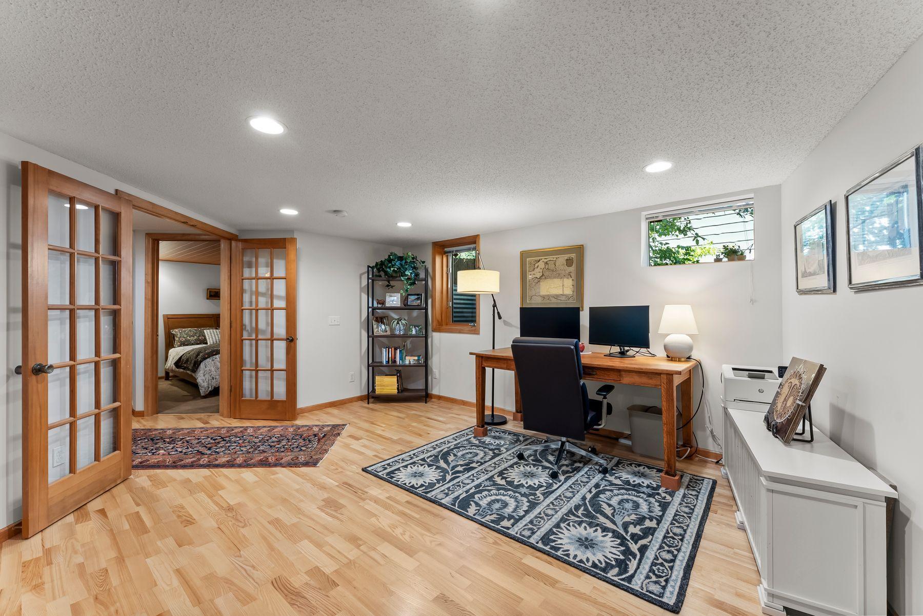 4210 W 44th Street