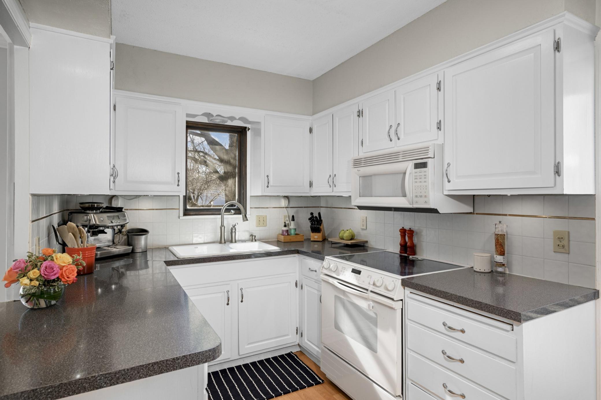 3658 Huntington Avenue