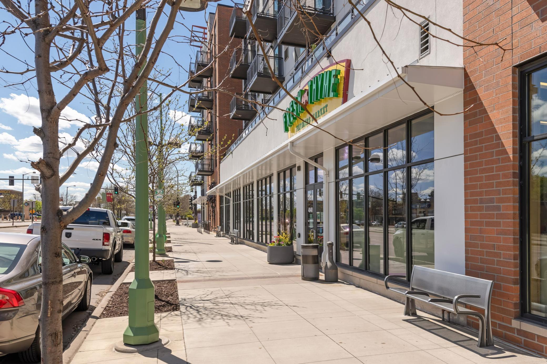 3658 Huntington Avenue