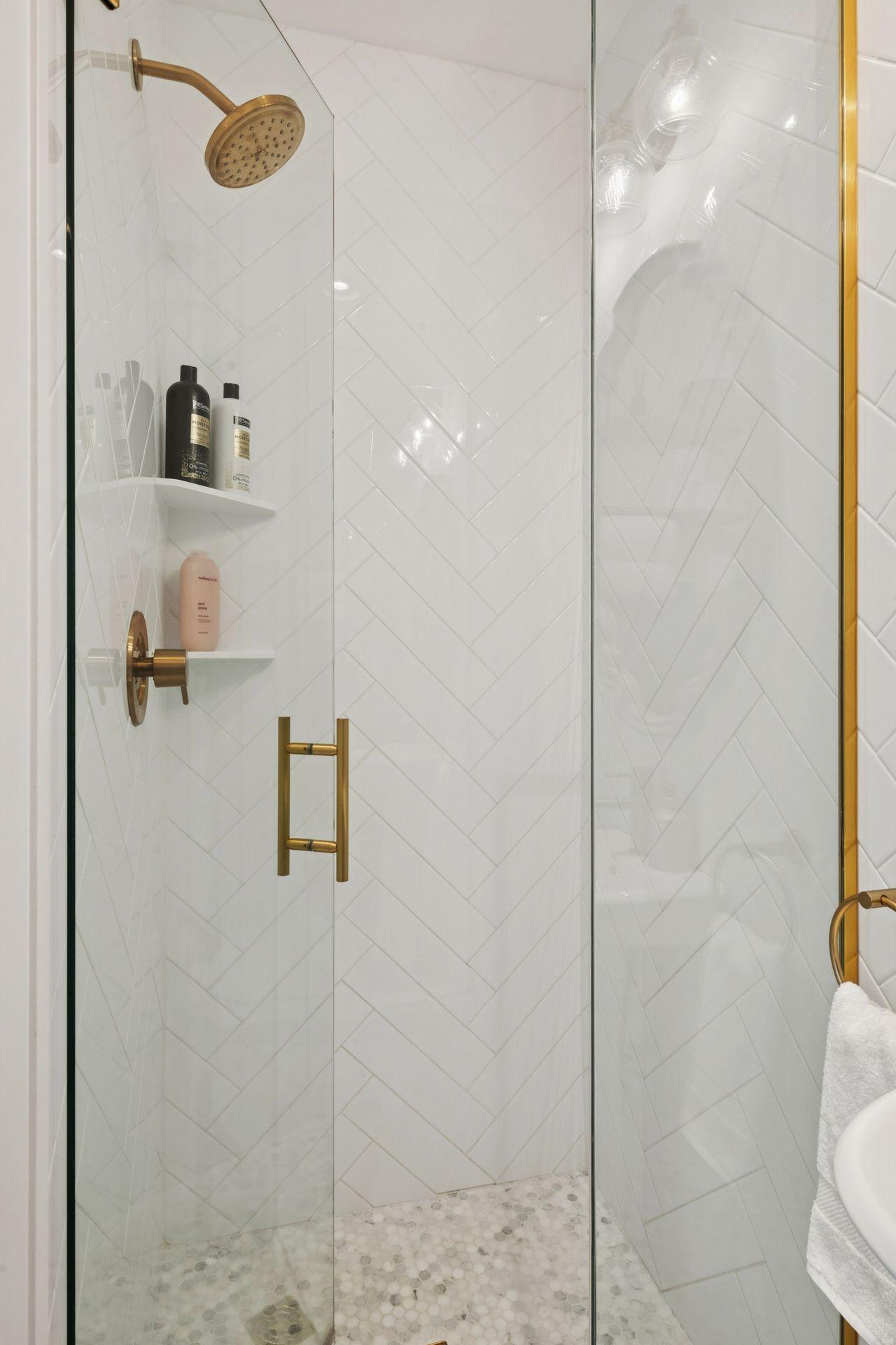 3823 Vincent Avenue S