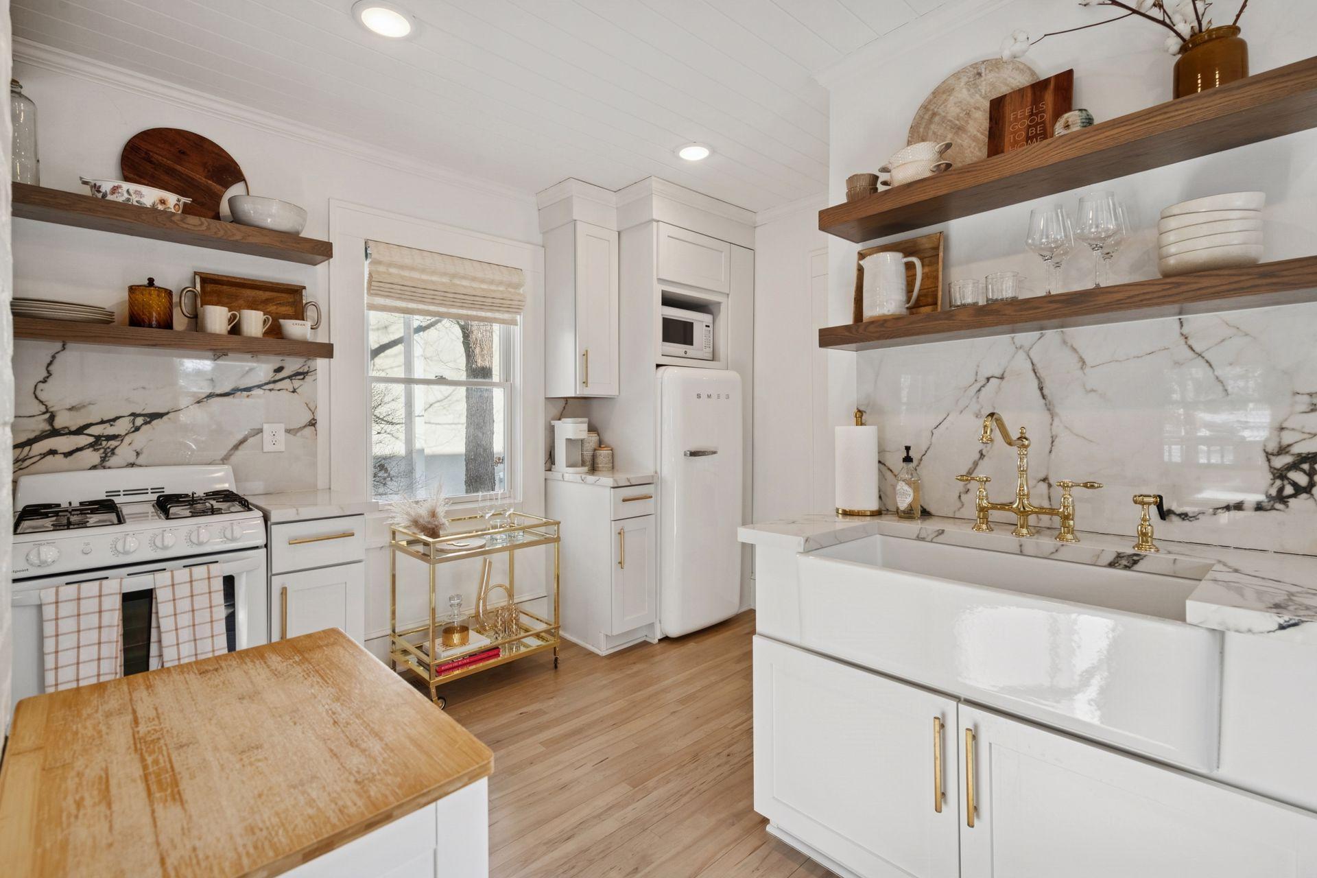 3823 Vincent Avenue S