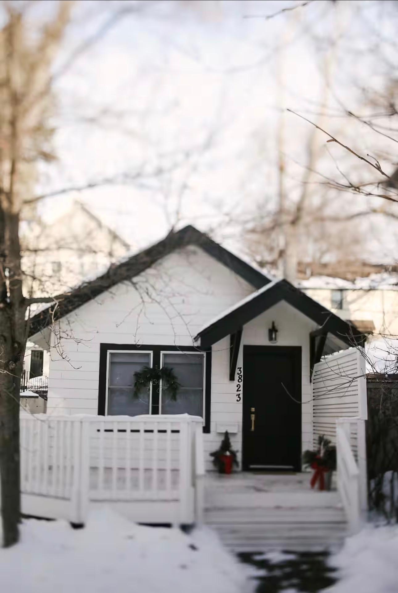 3823 Vincent Avenue S