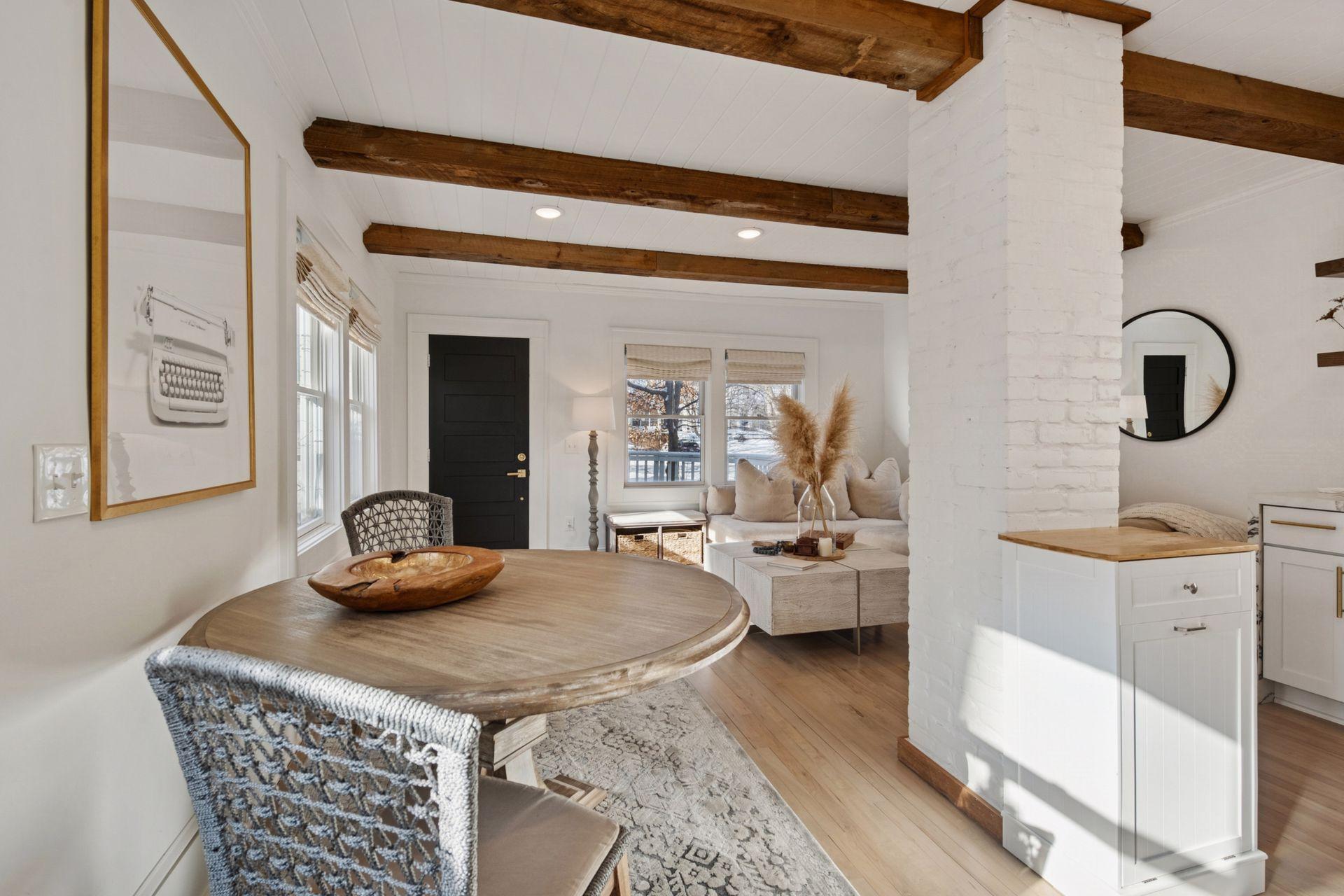 3823 Vincent Avenue S