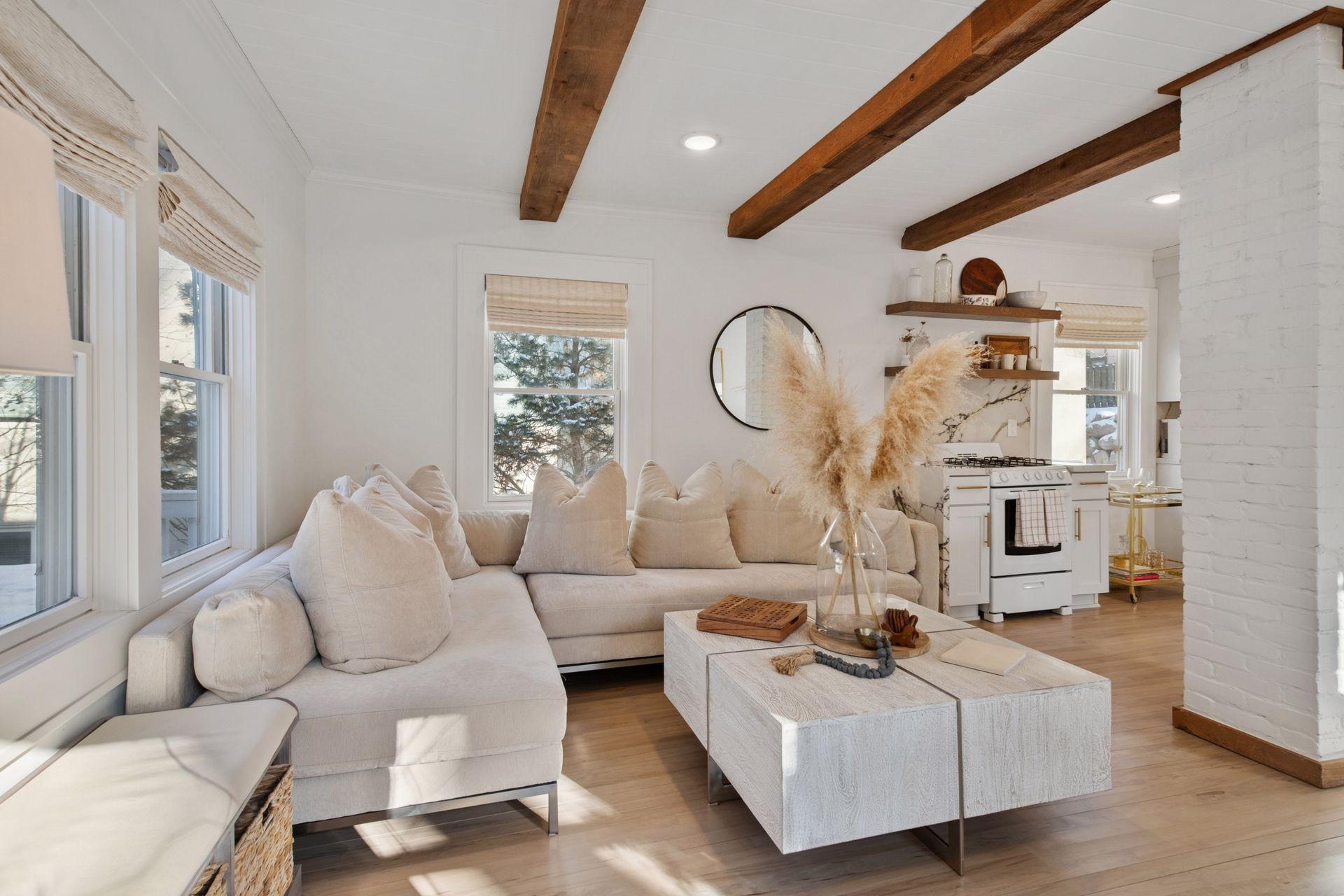 3823 Vincent Avenue S