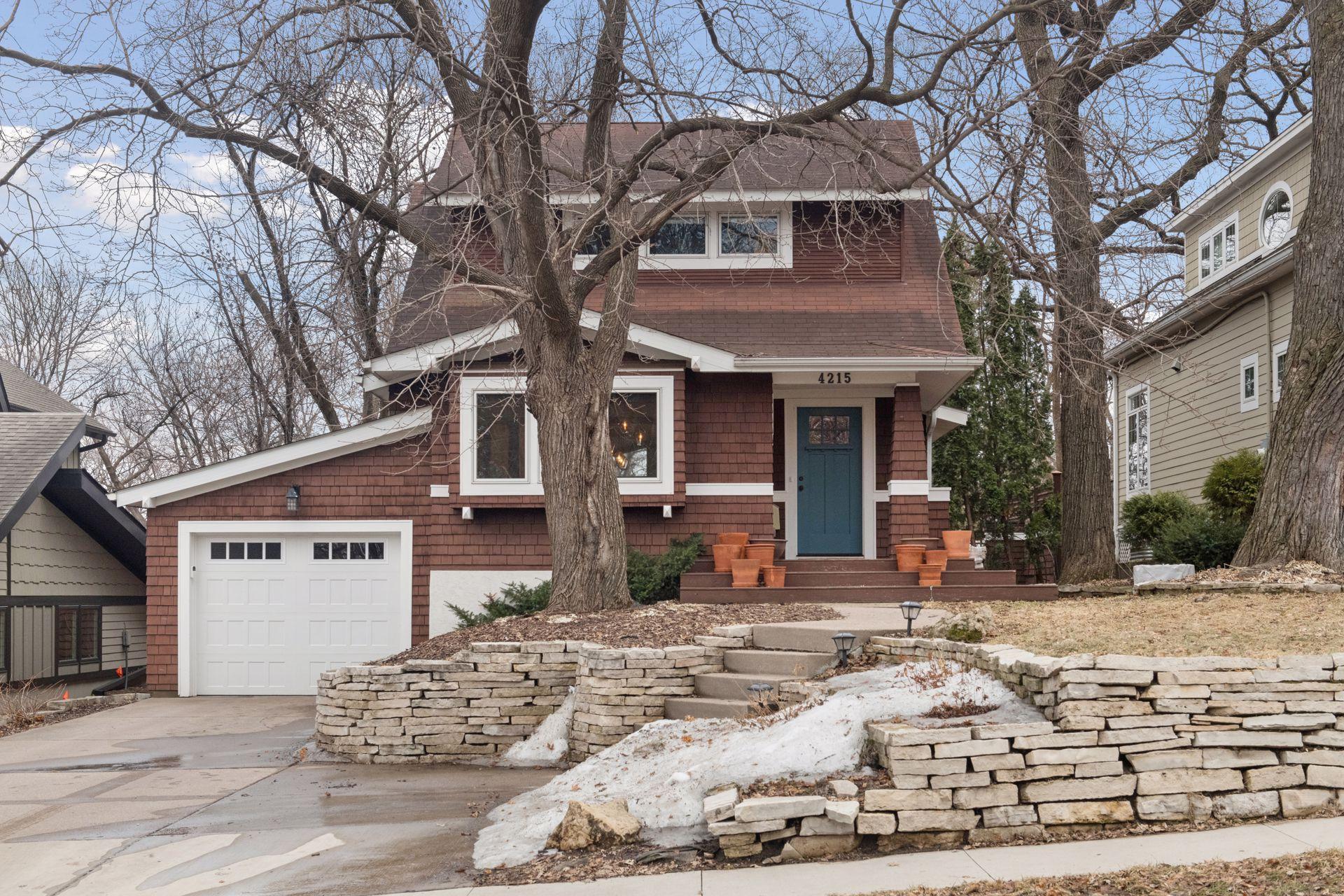 4215 Grimes Avenue S