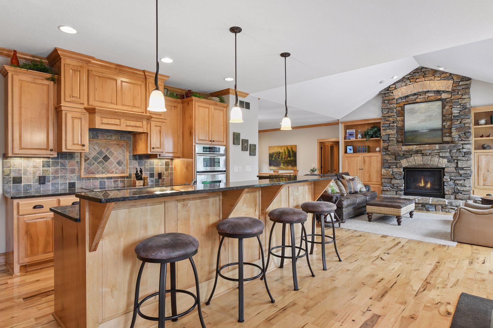 2121 Crestview Drive