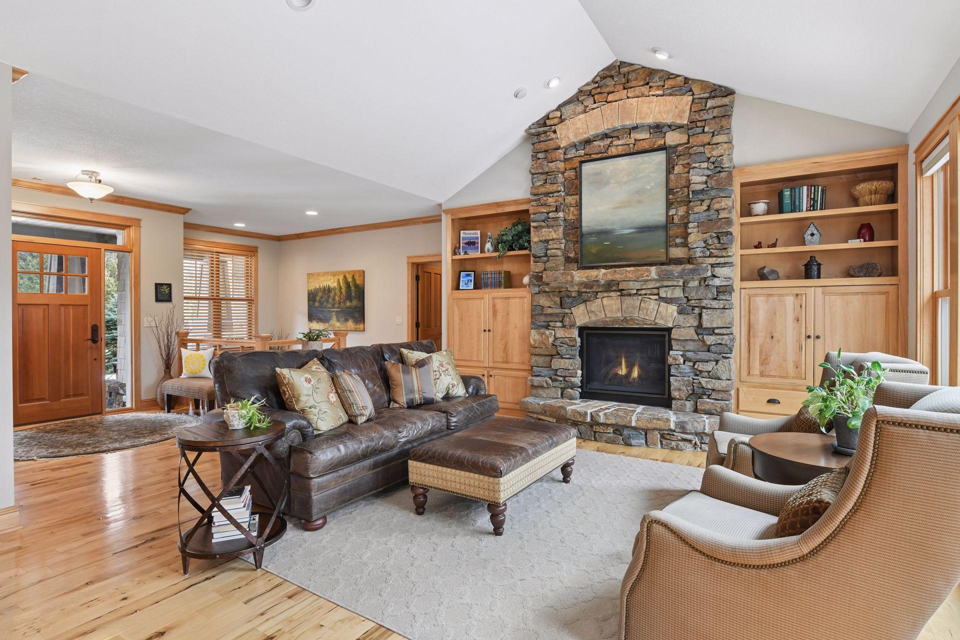 2121 Crestview Drive