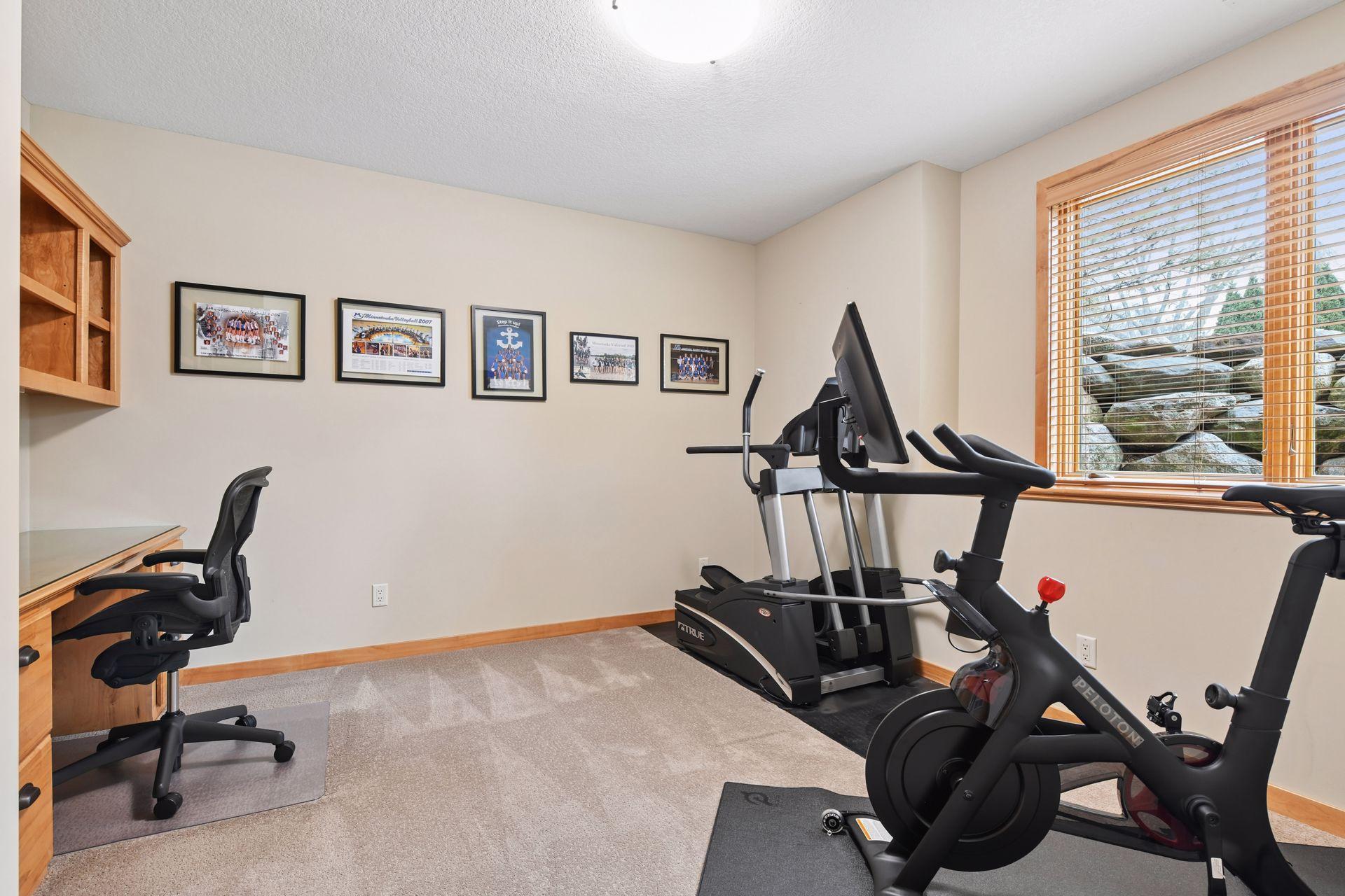 2121 Crestview Drive