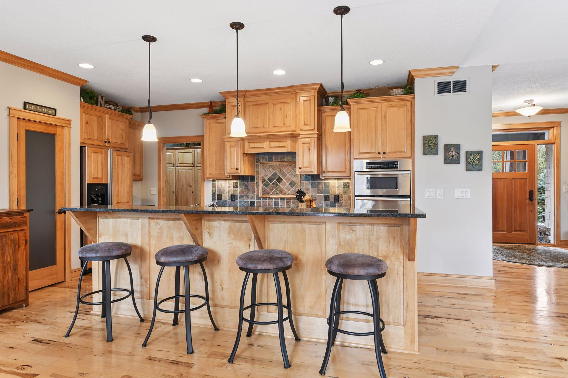 2121 Crestview Drive