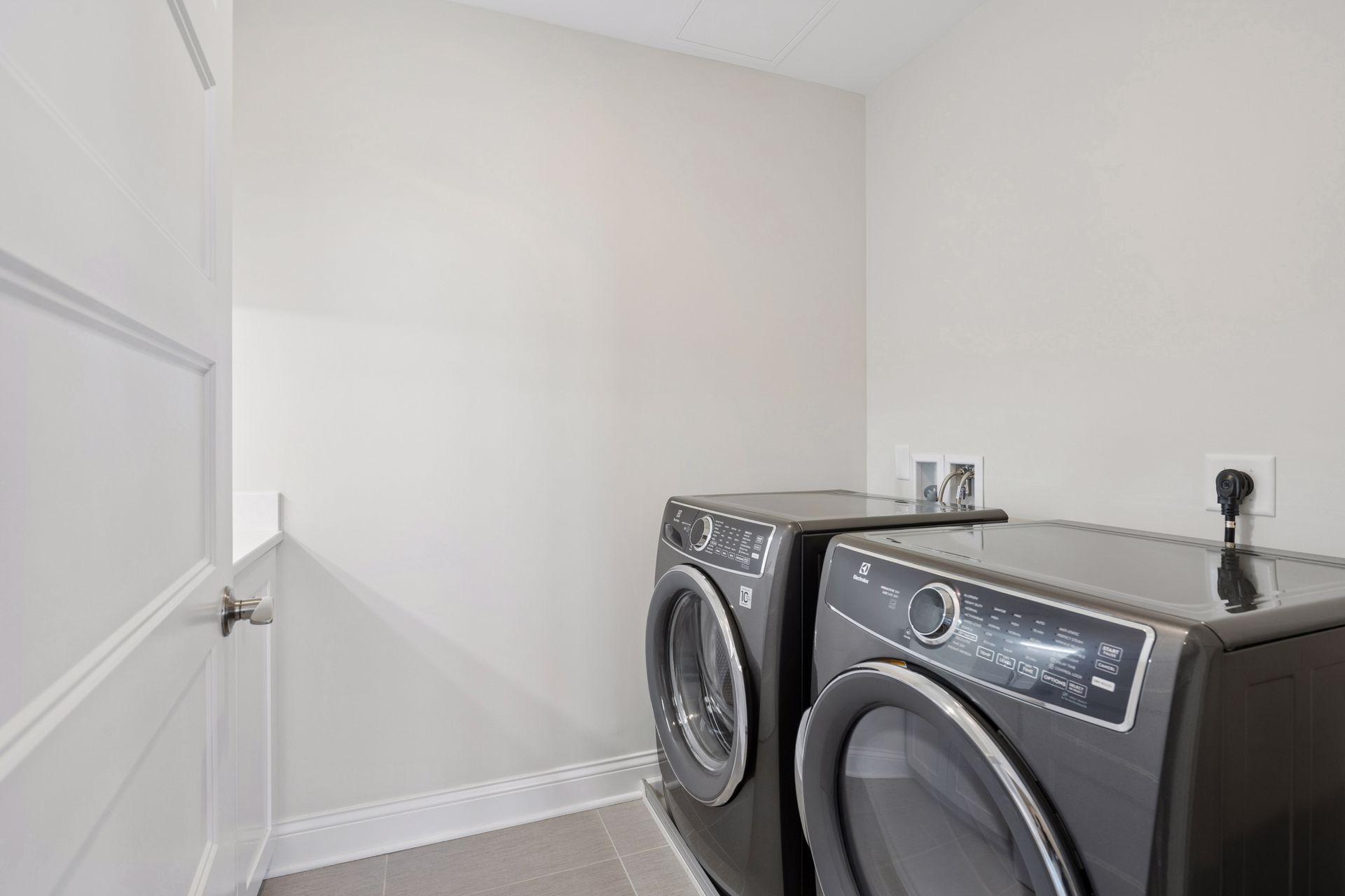 4901 Hawthorne Court Unit: 301