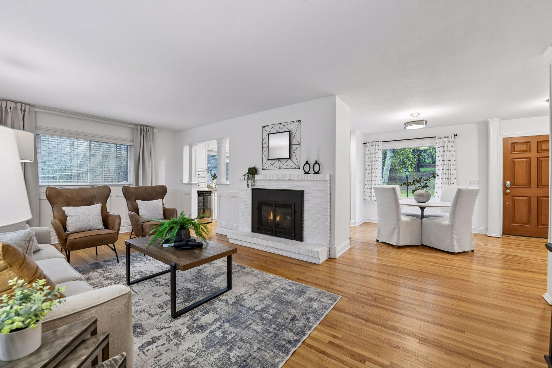 3416 Robinwood Spur