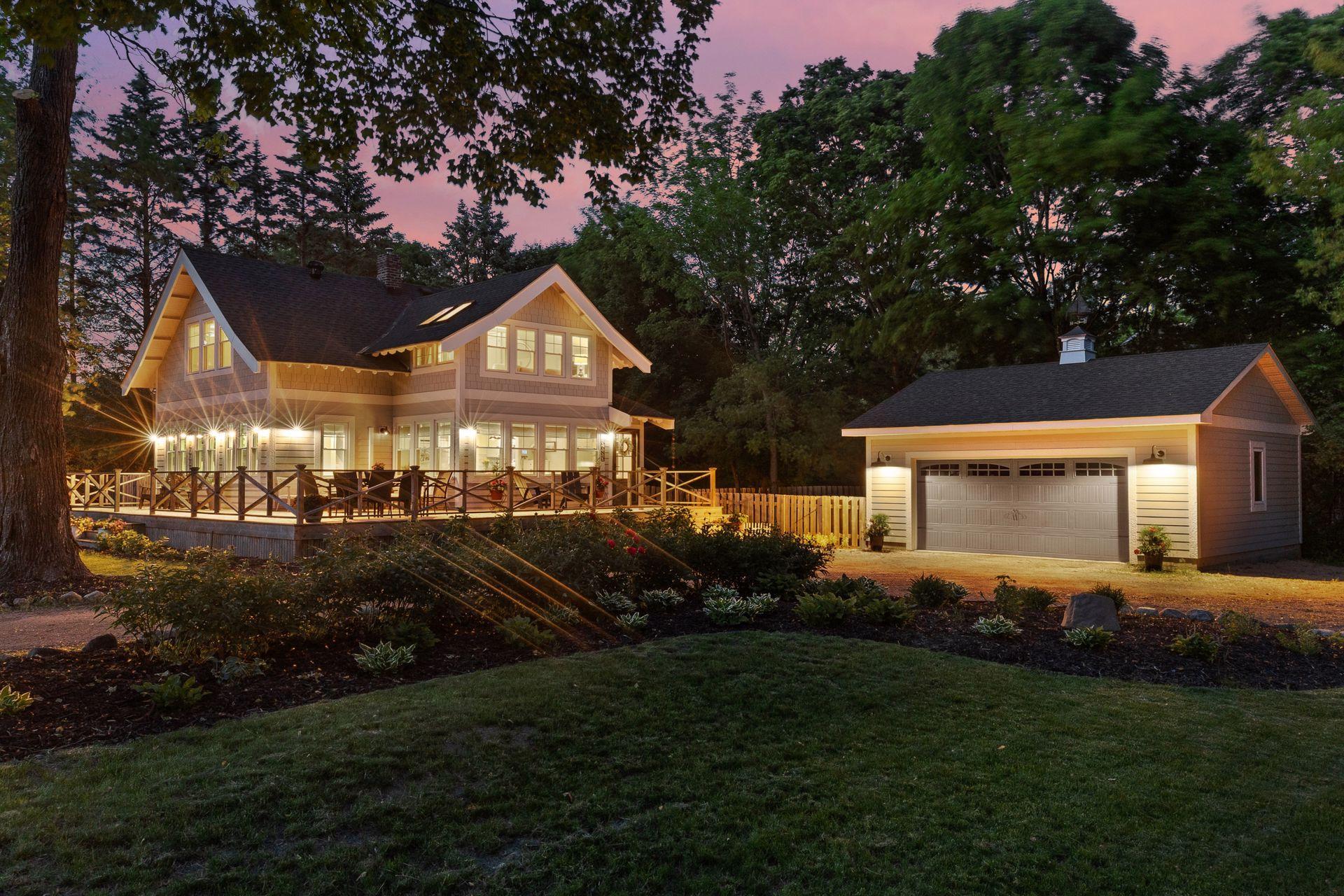 5685 Howards Point Road