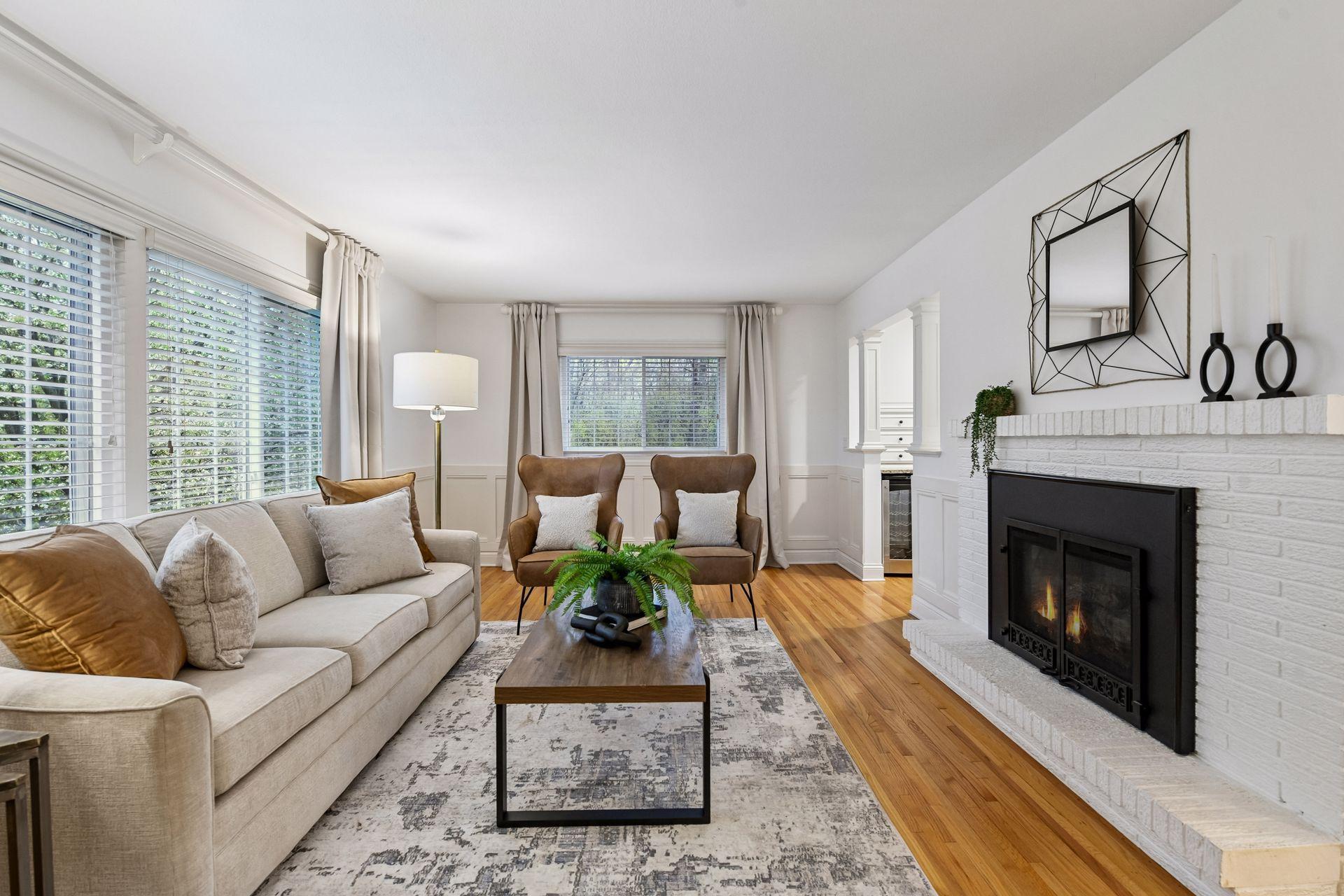 3416 Robinwood Spur