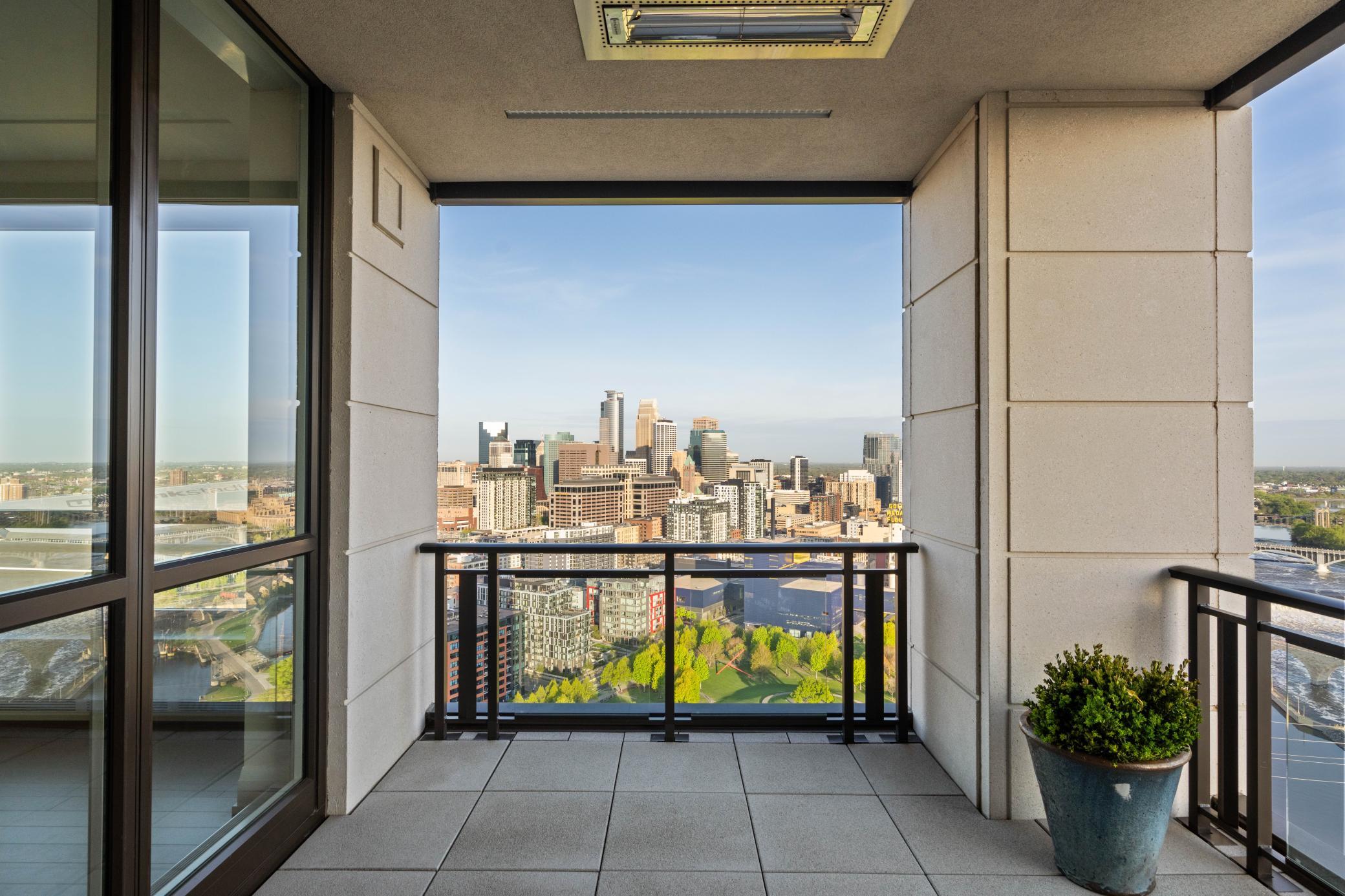 1111 W River Parkway Unit: 29A