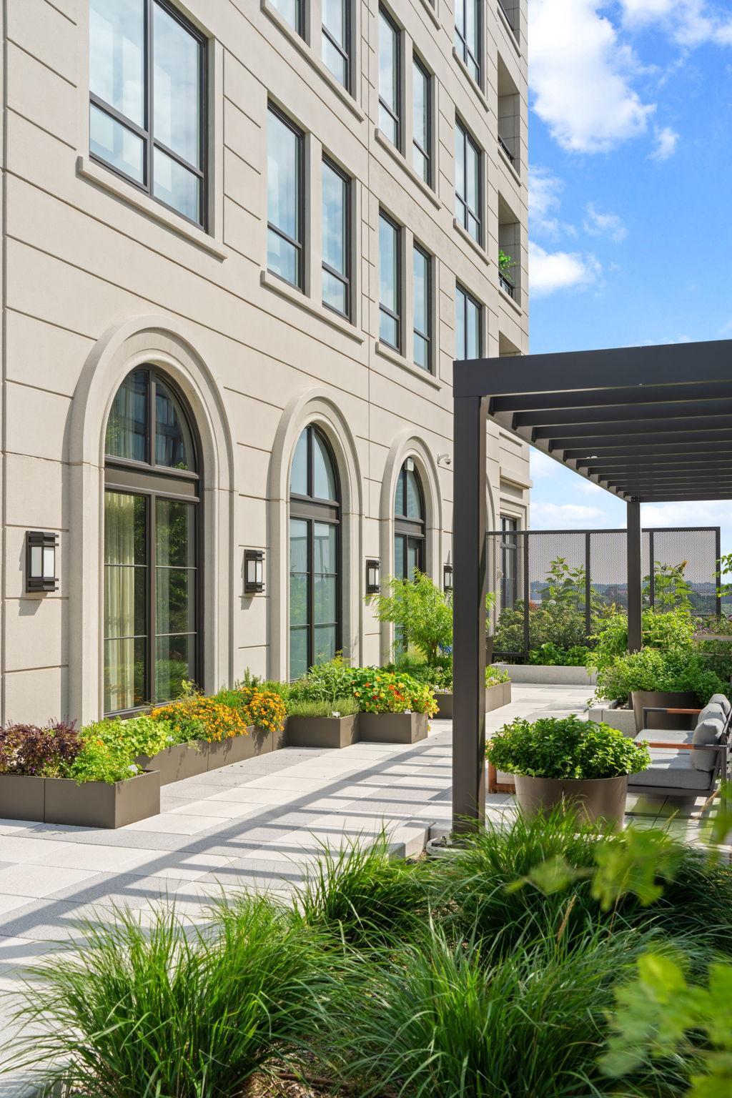 1111 W River Parkway Unit: 29A