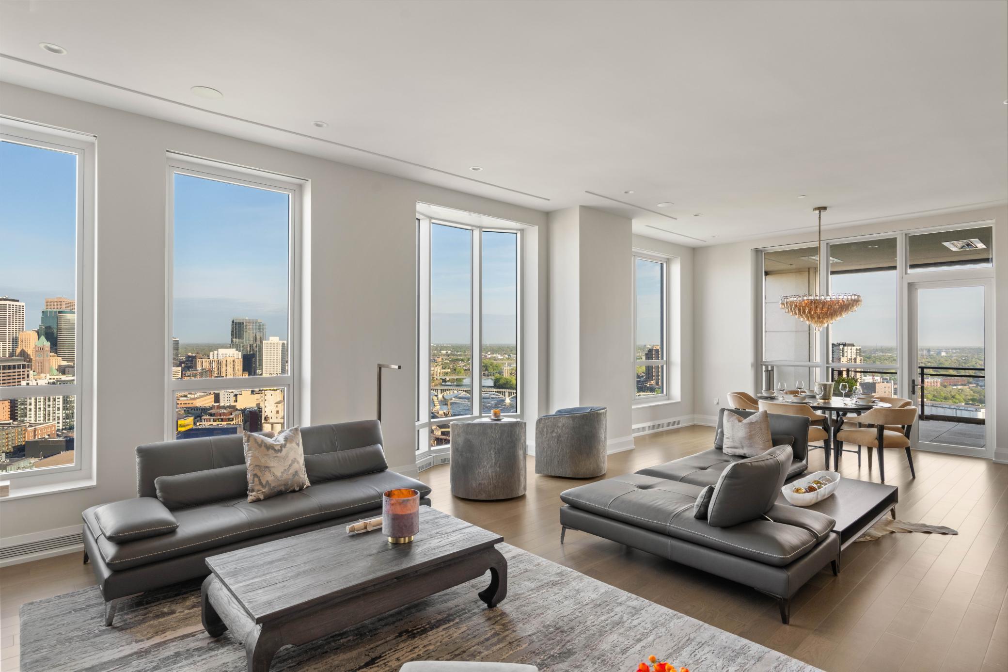 1111 W River Parkway Unit: 29A