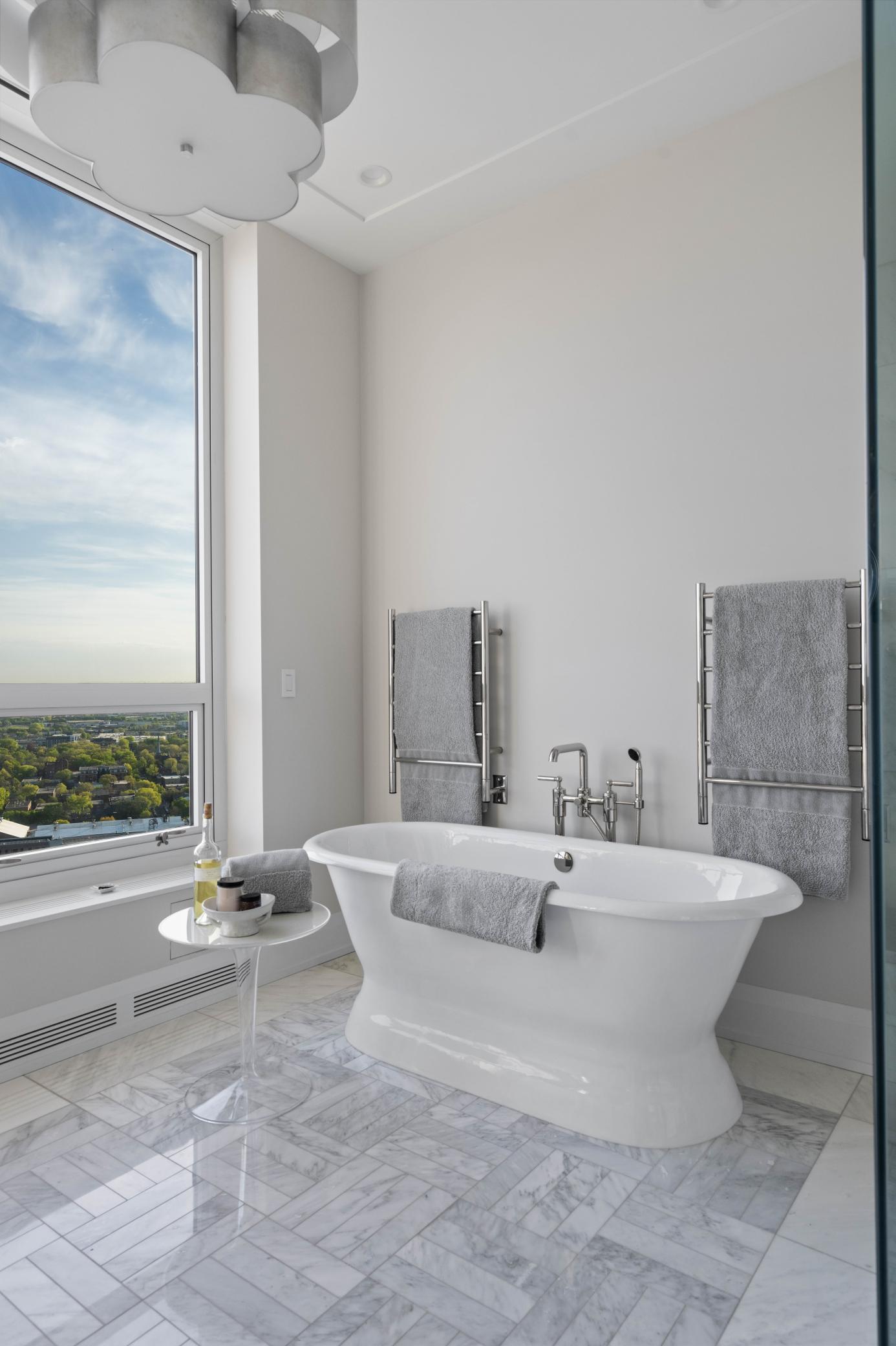 1111 W River Parkway Unit: 29A
