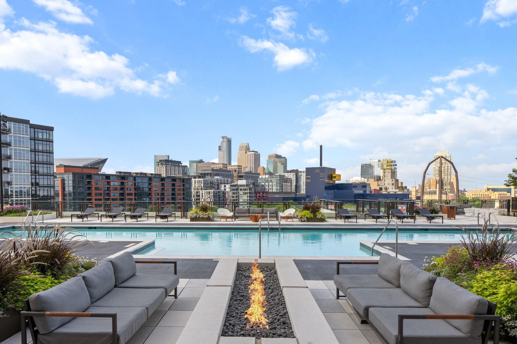 1111 W River Parkway Unit: 29A