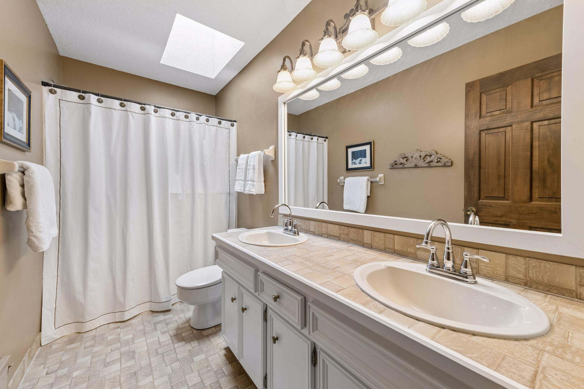 7885 133rd Street W