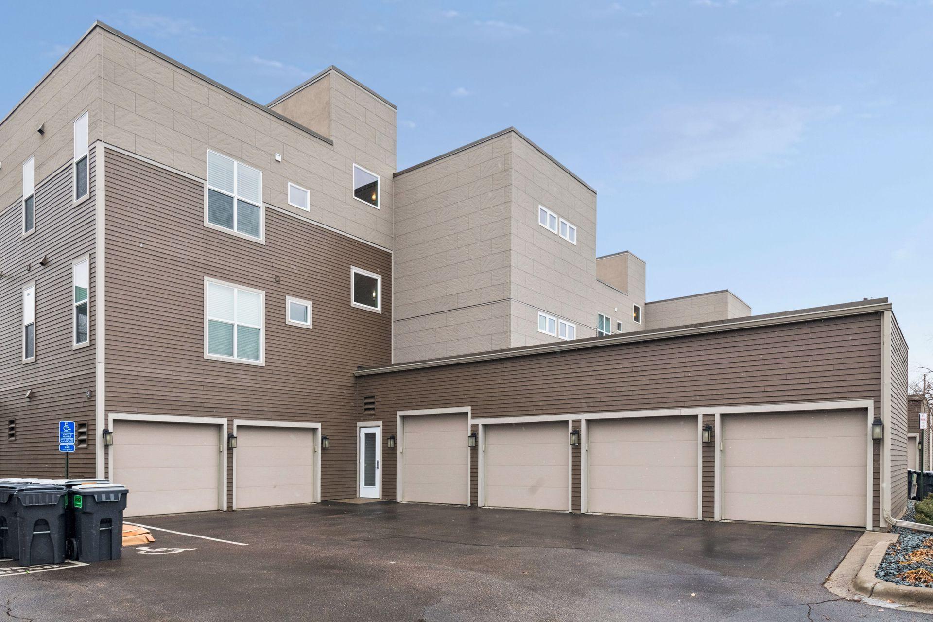 3970 Wooddale Avenue S Unit: 201D