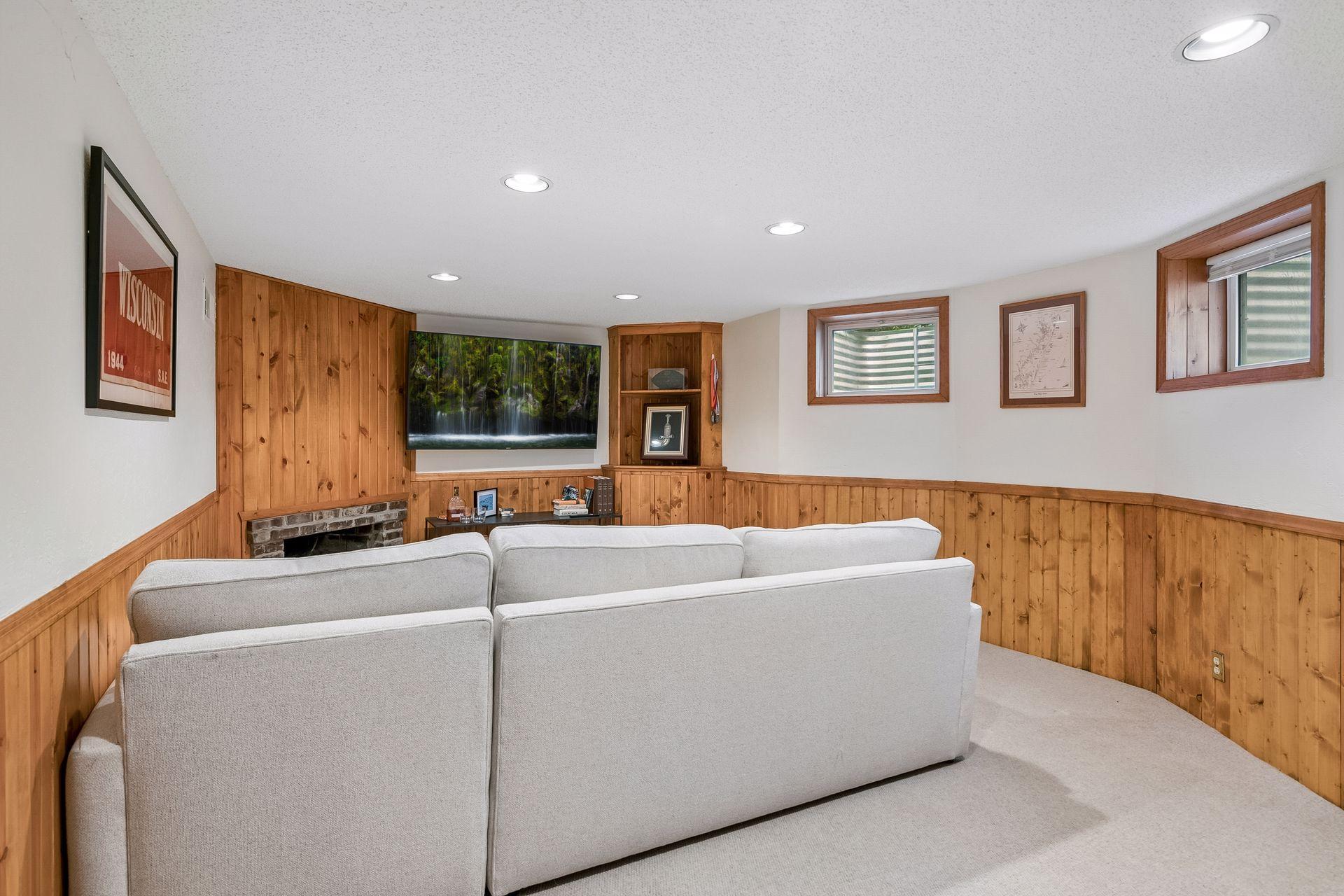 5316 Kellogg Avenue