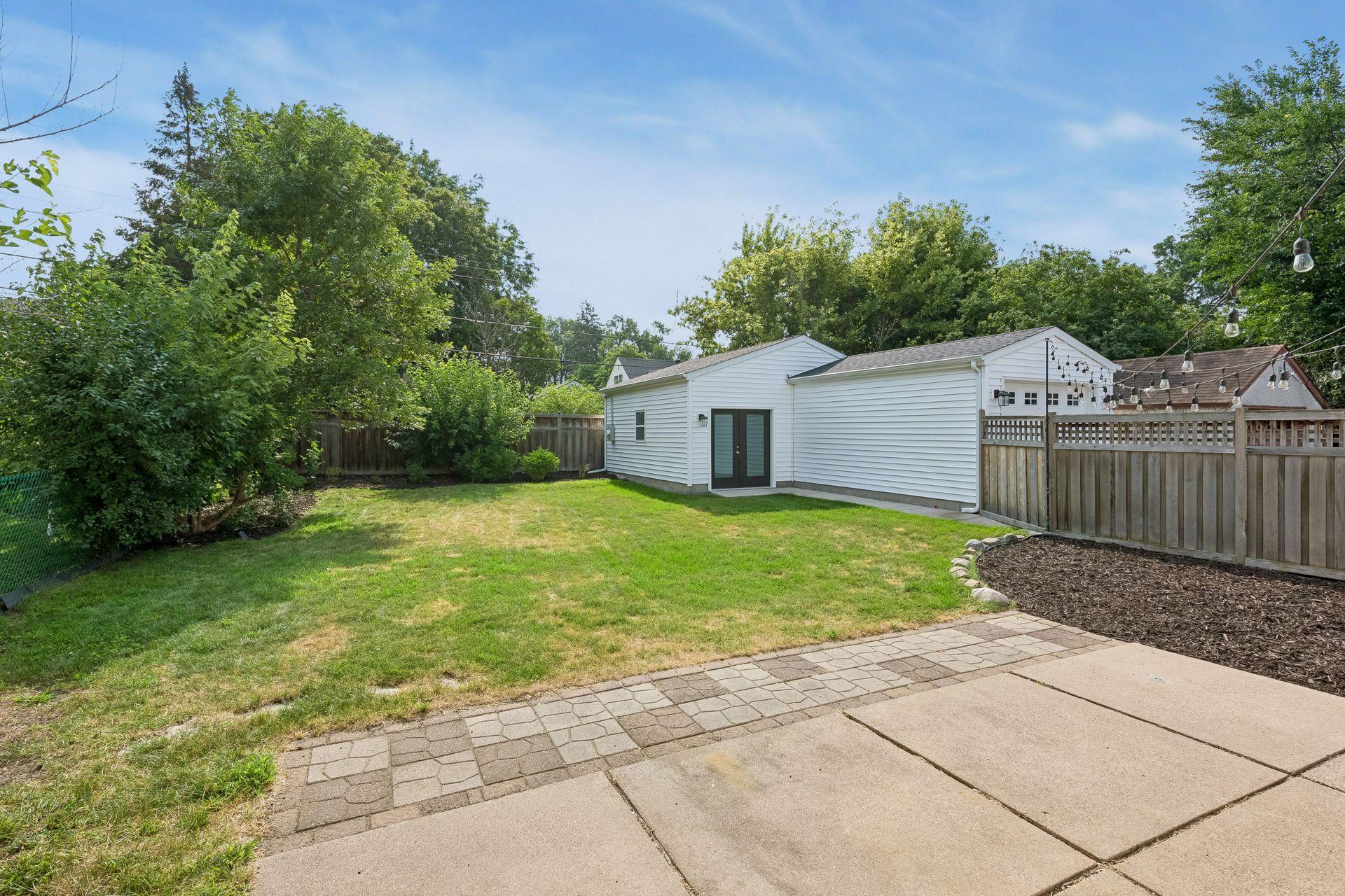 5735 Colfax Avenue S