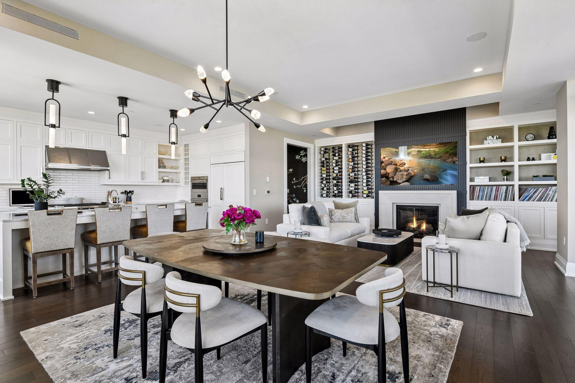 1111 W River Parkway Unit: 32C