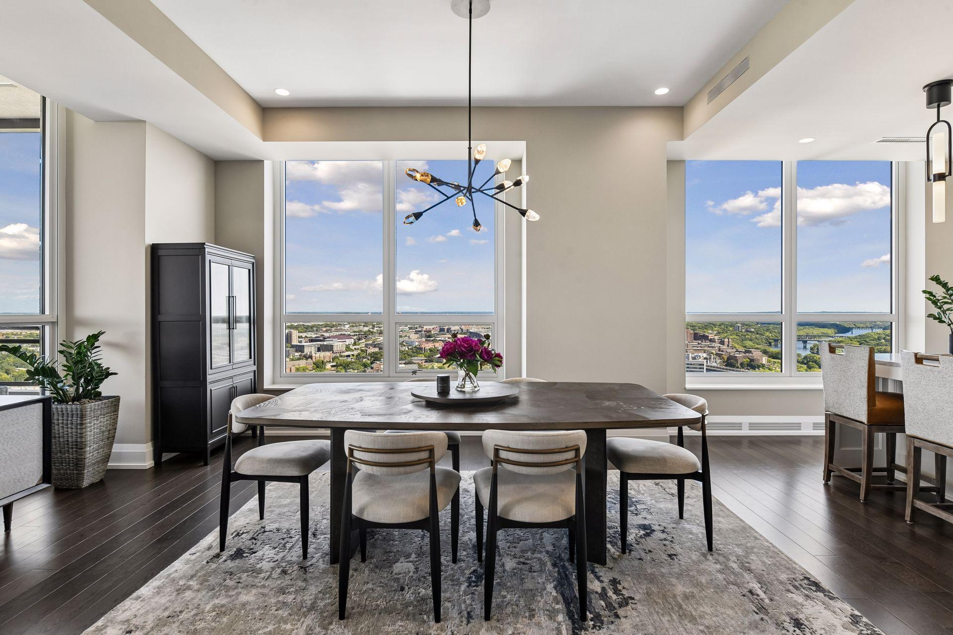 1111 W River Parkway Unit: 32C