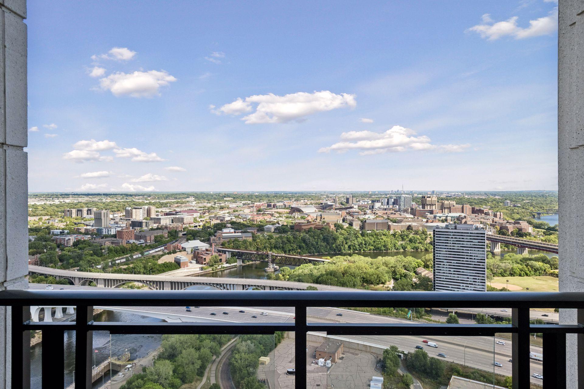 1111 W River Parkway Unit: 32C