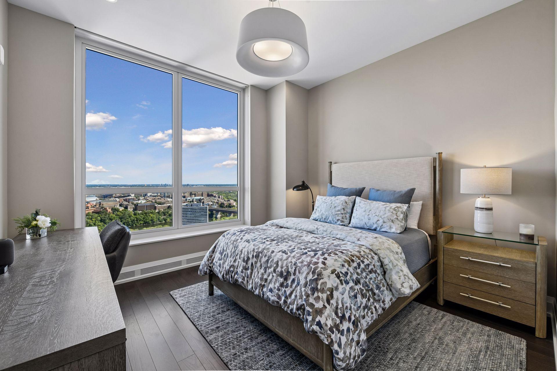1111 W River Parkway Unit: 32C