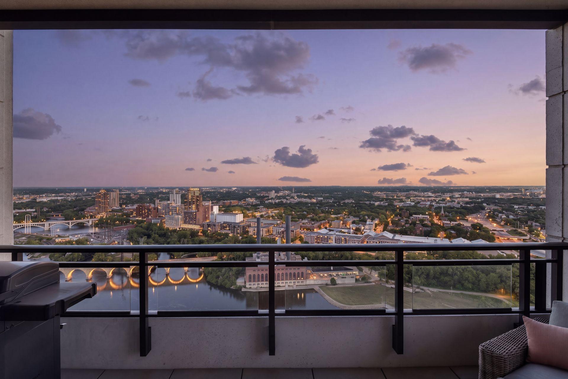 1111 W River Parkway Unit: 32C