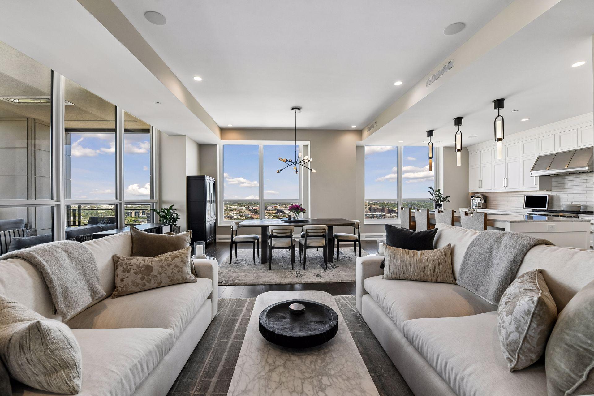 1111 W River Parkway Unit: 32C
